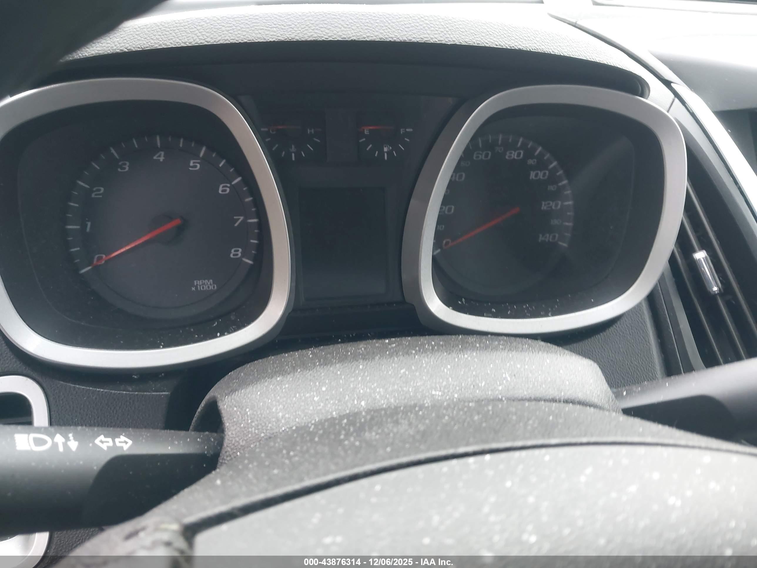 CHEVROLET EQUINOX image 7