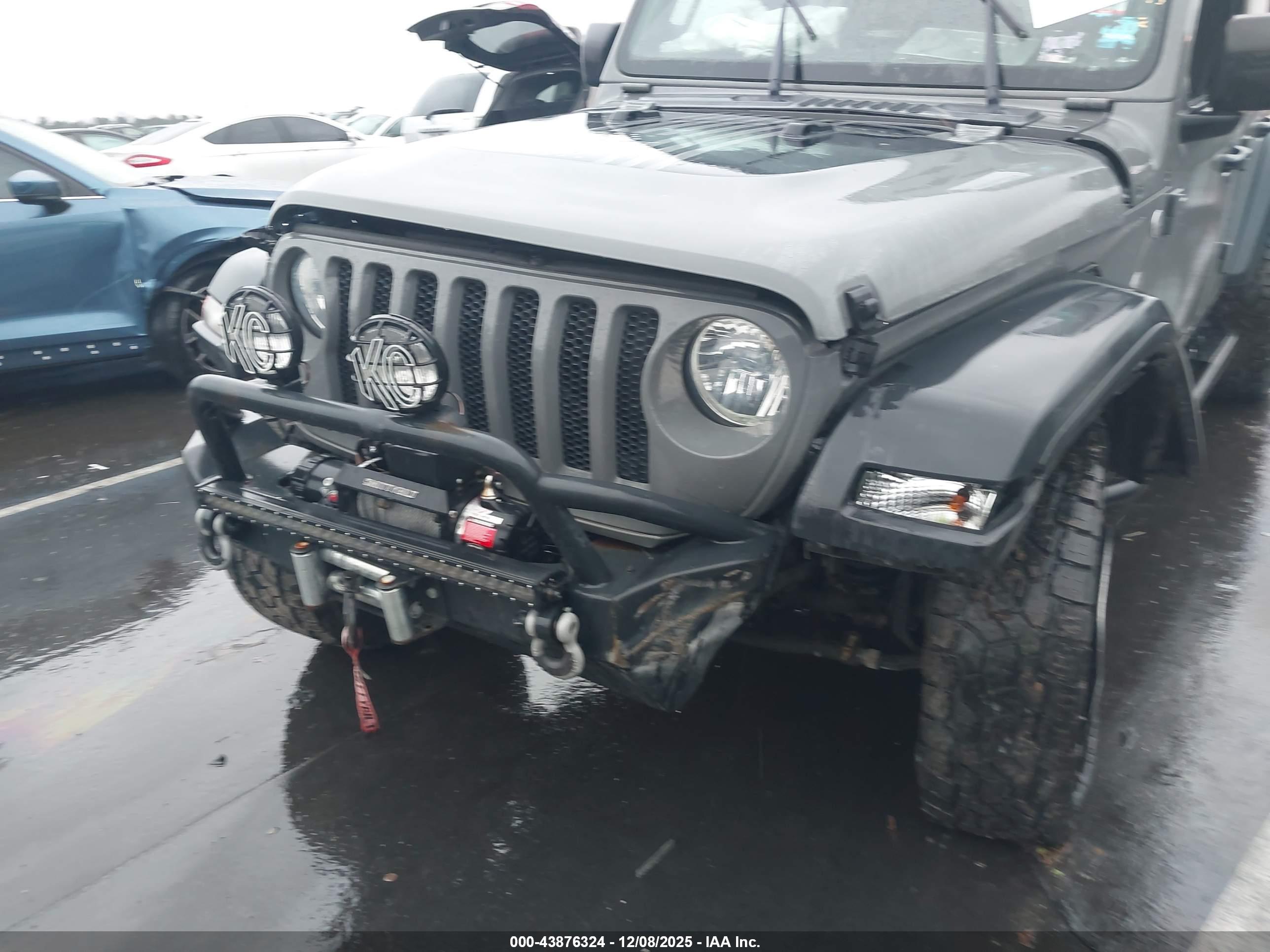 JEEP WRANGLER image 6