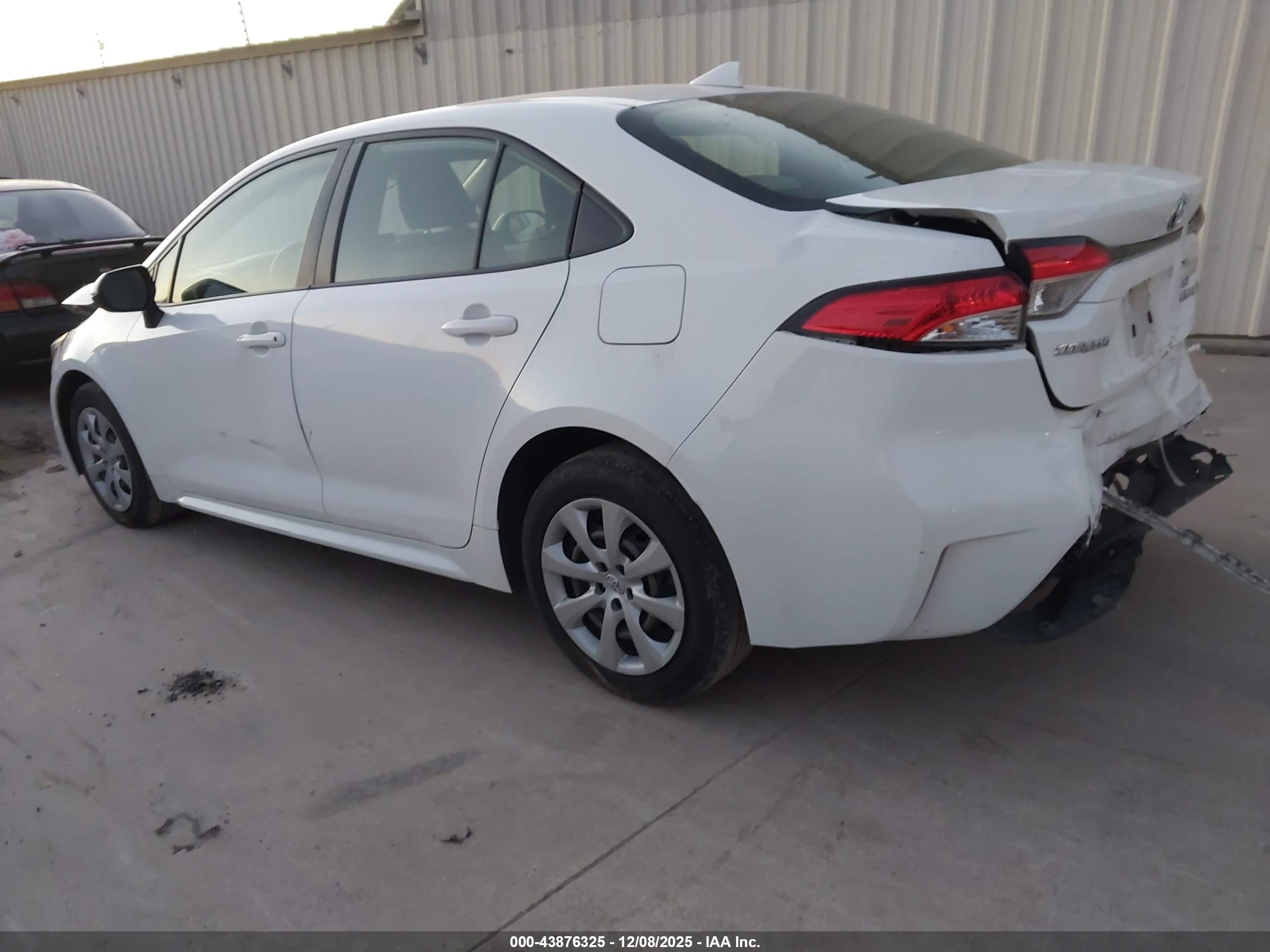 TOYOTA COROLLA image 3