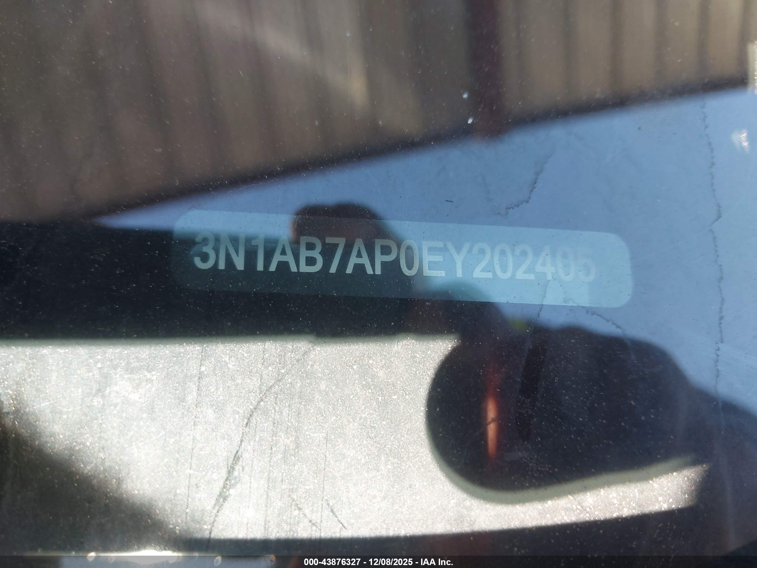 NISSAN SENTRA image 9
