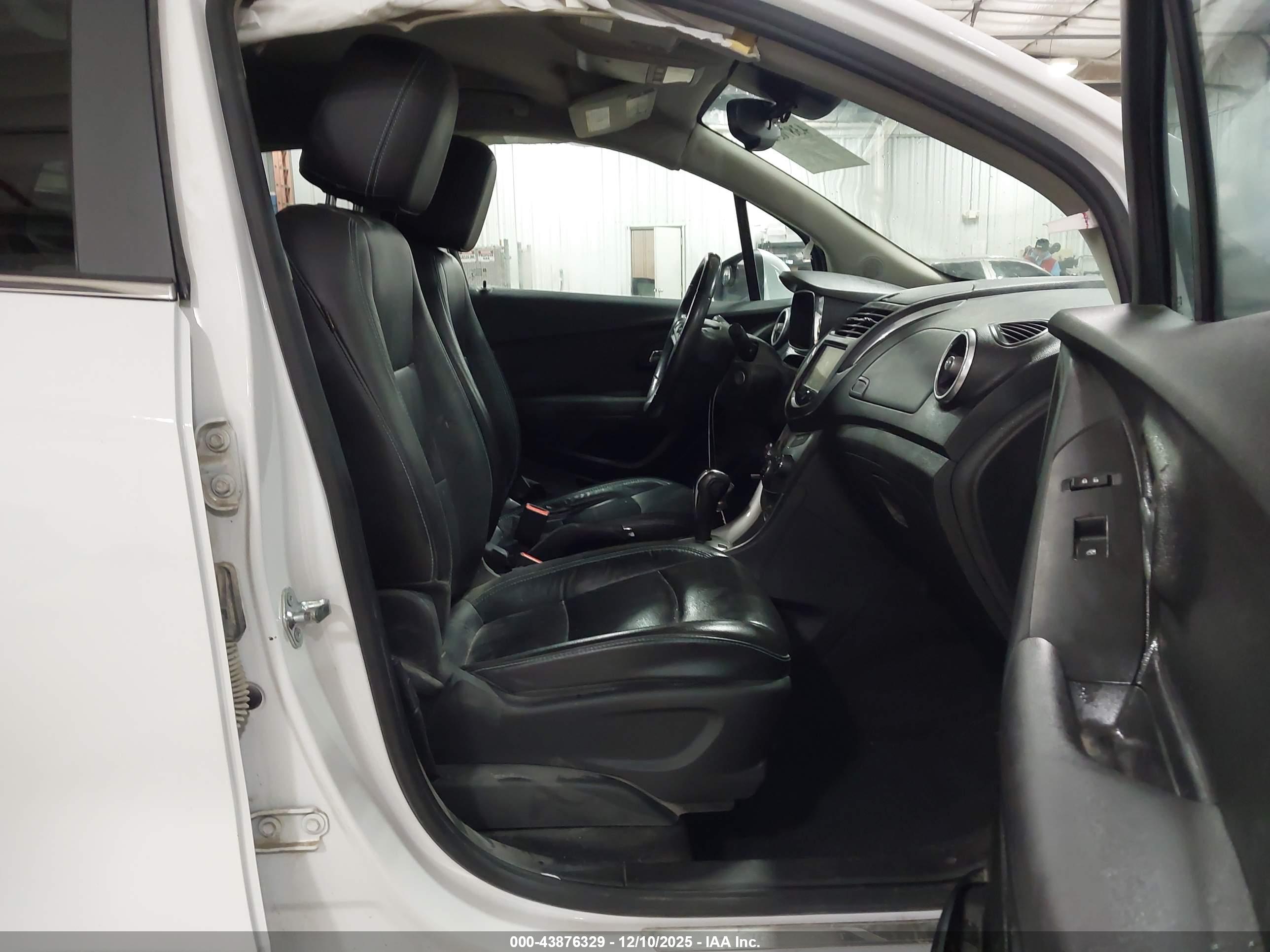 CHEVROLET TRAX image 5