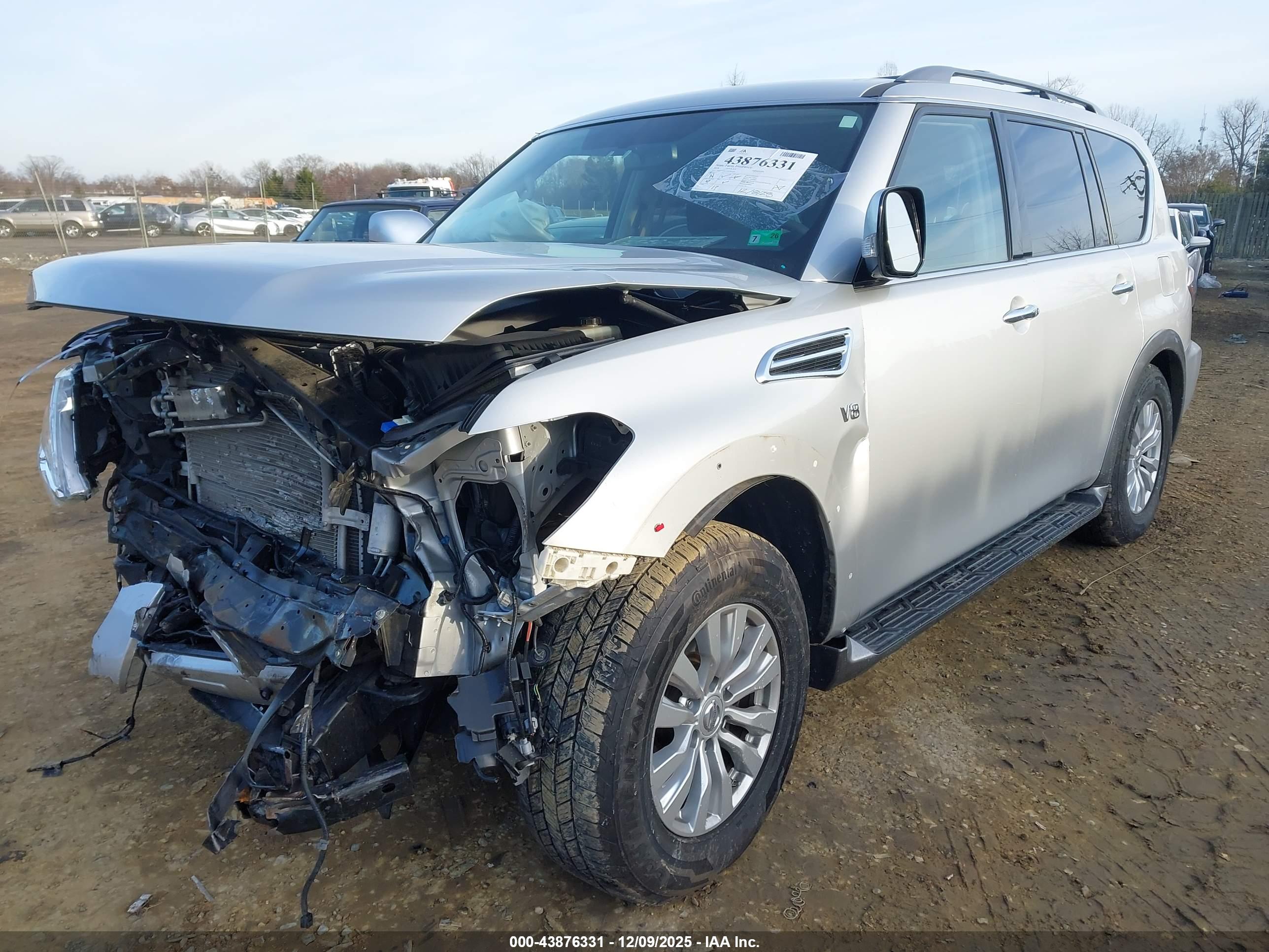 NISSAN ARMADA image 2