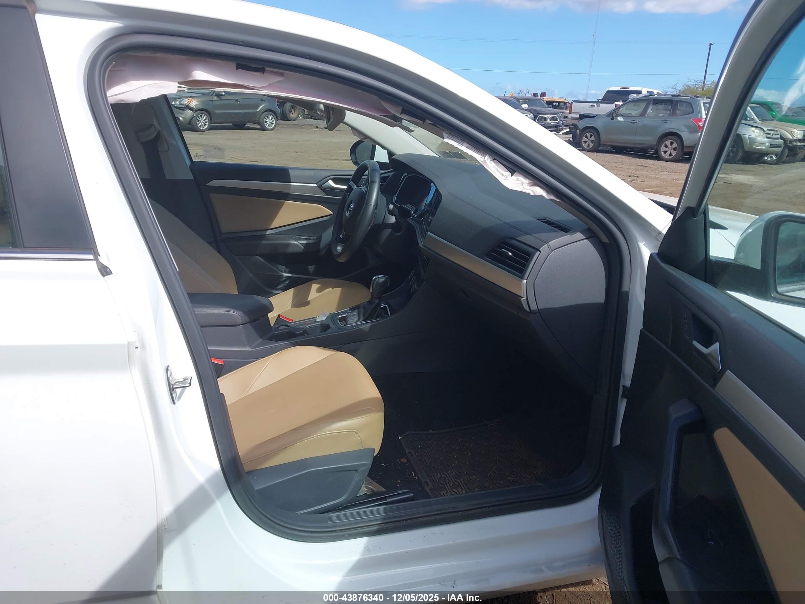 VOLKSWAGEN JETTA image 5