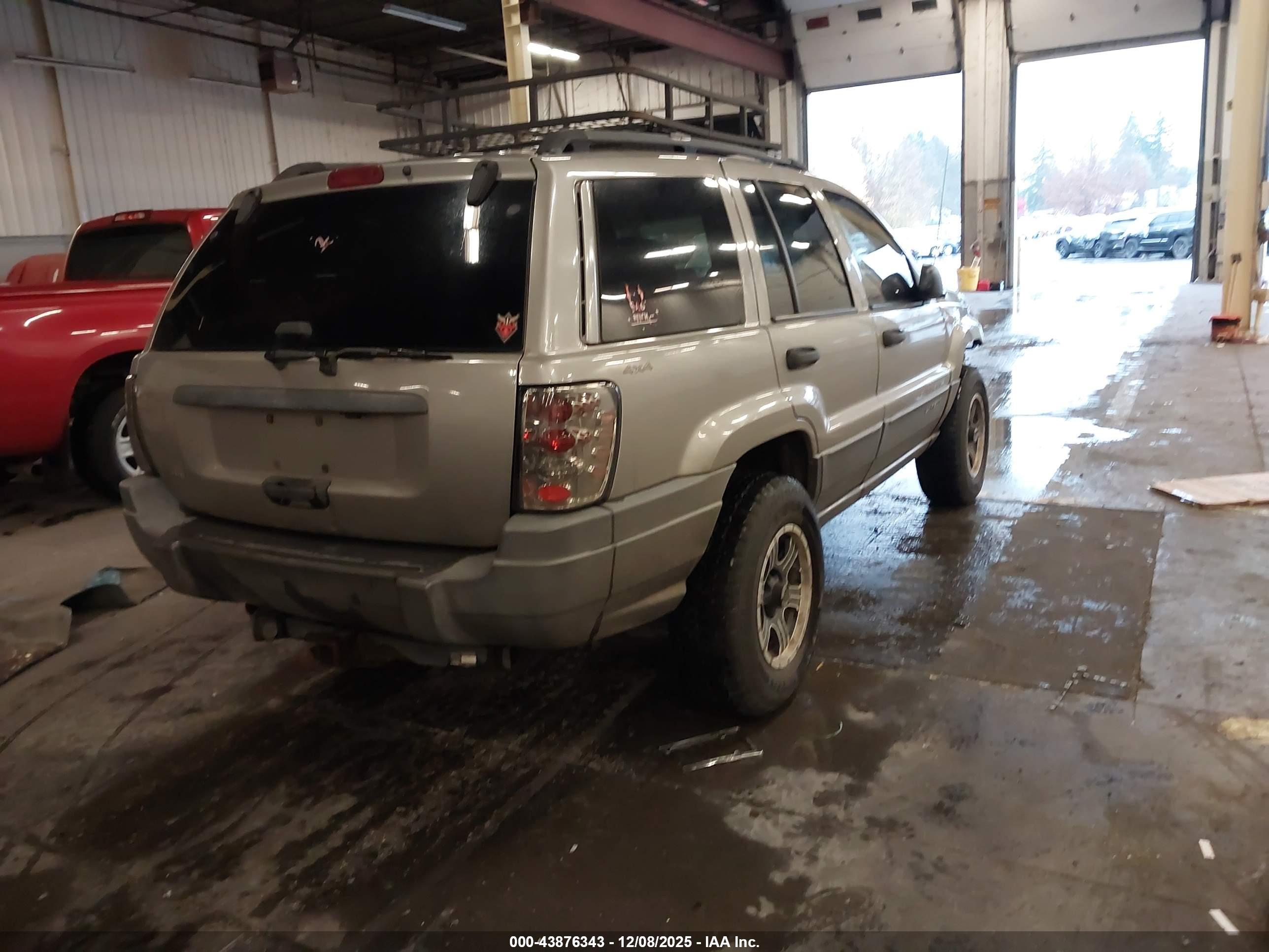 JEEP GRAND image 4