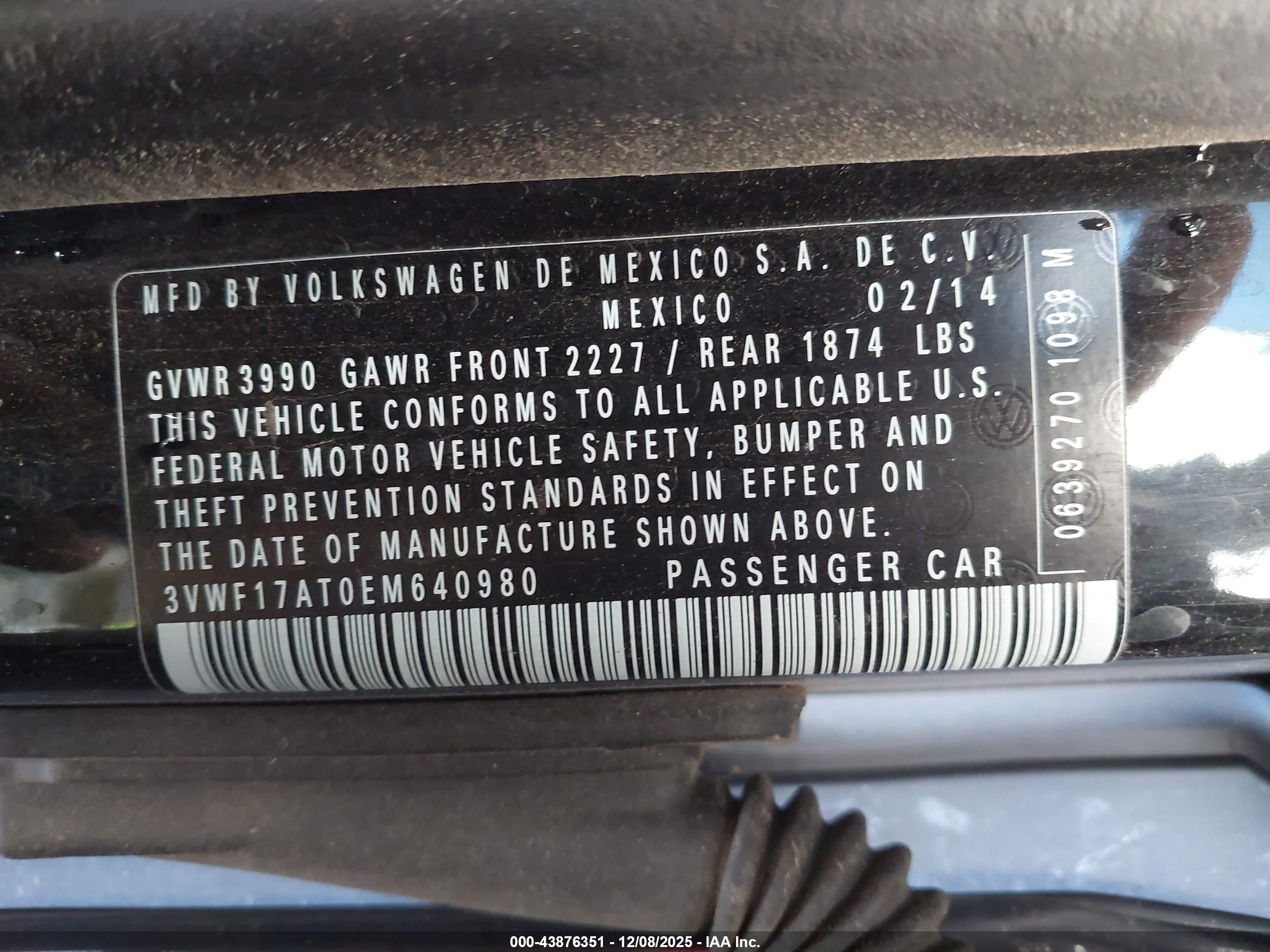 VOLKSWAGEN BEETLE image 9