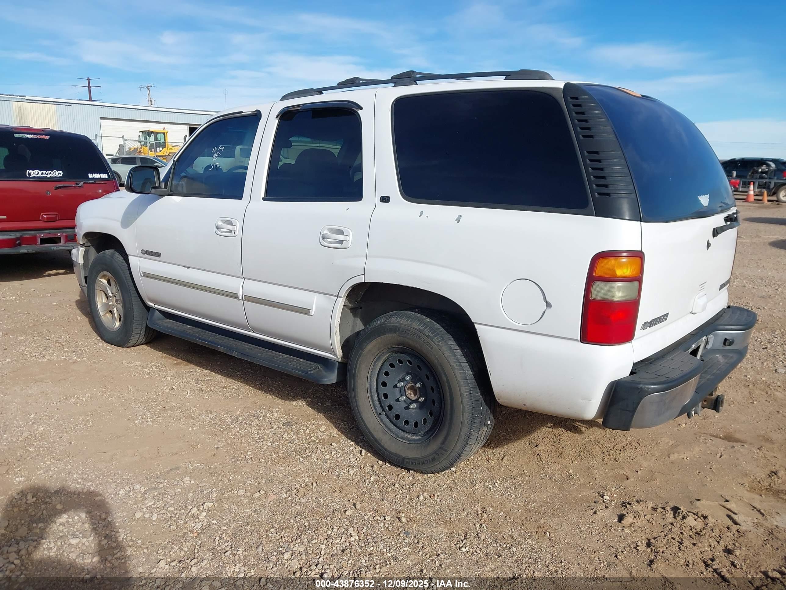 CHEVROLET TAHOE image 3