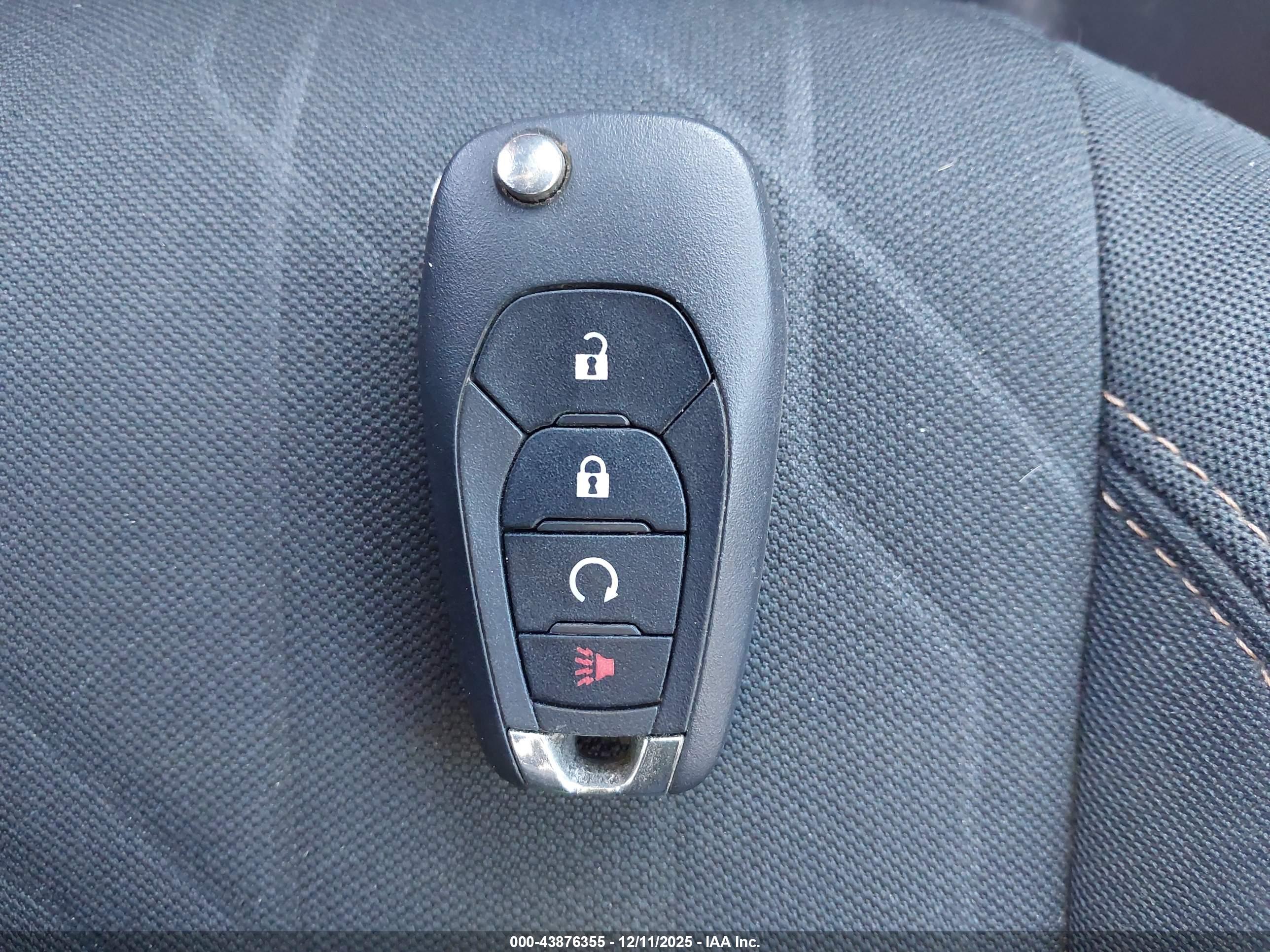 CHEVROLET TRAX image 11
