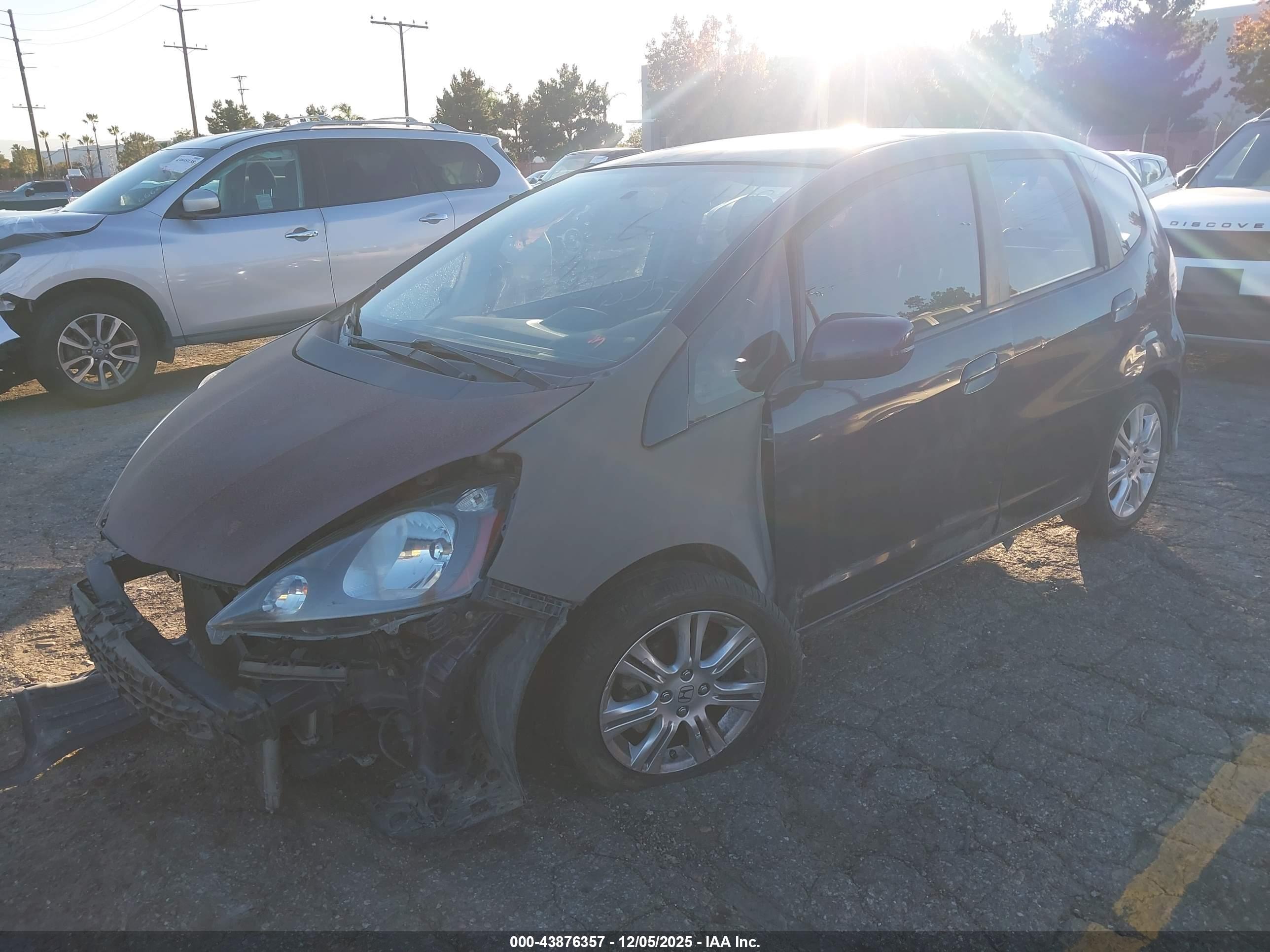HONDA FIT image 2