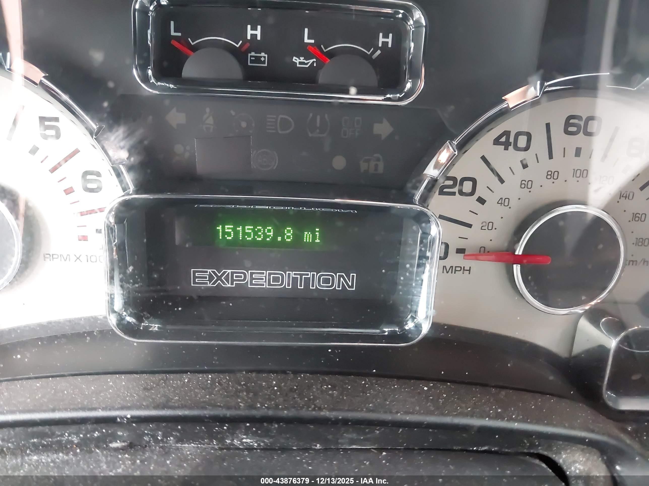 FORD EXPEDITION image 7