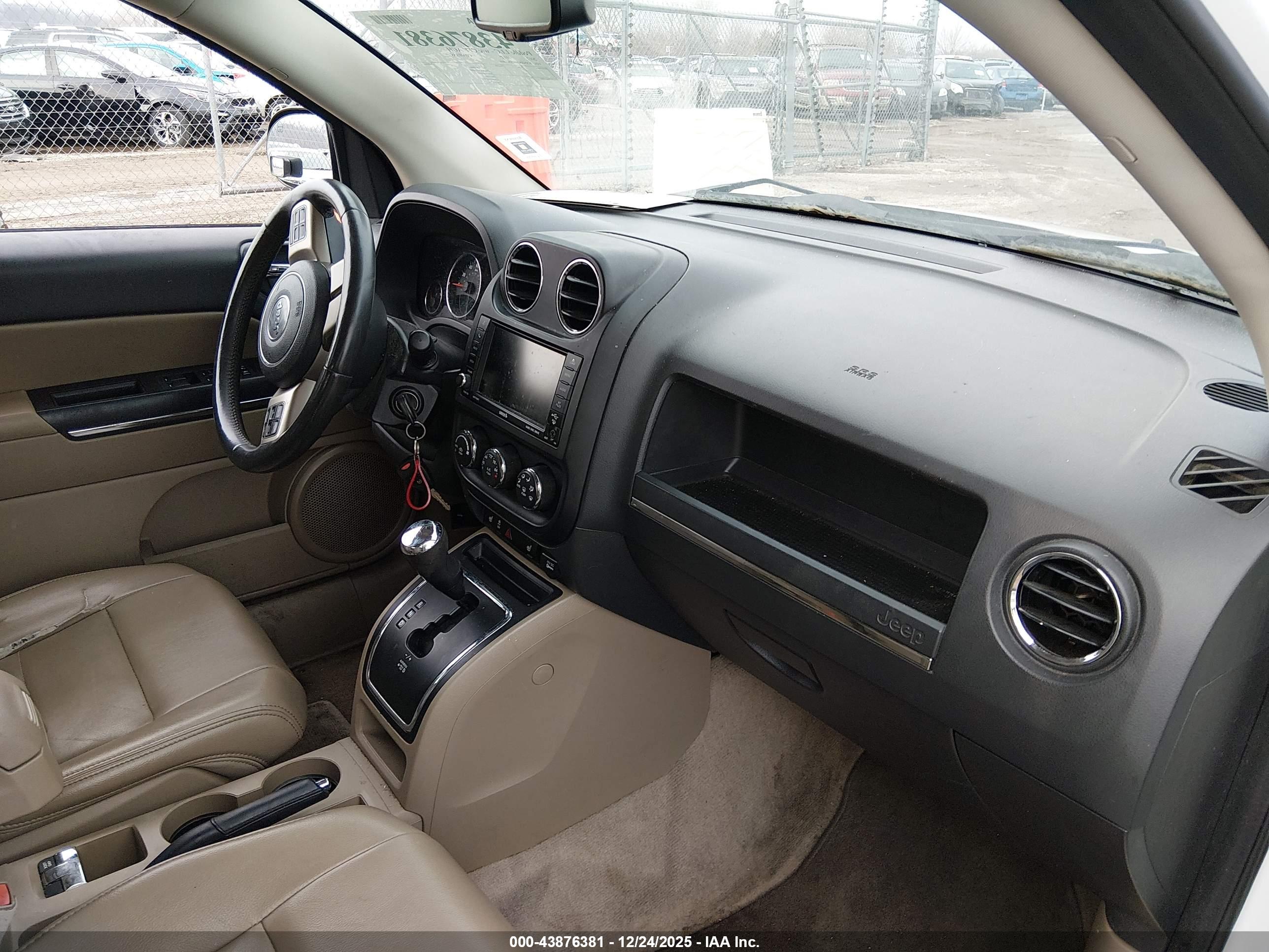 JEEP COMPASS image 5