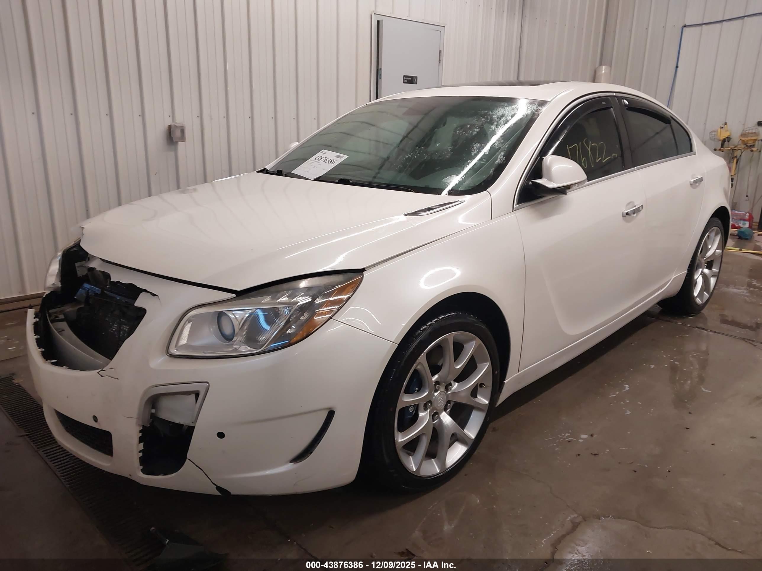 BUICK REGAL image 2