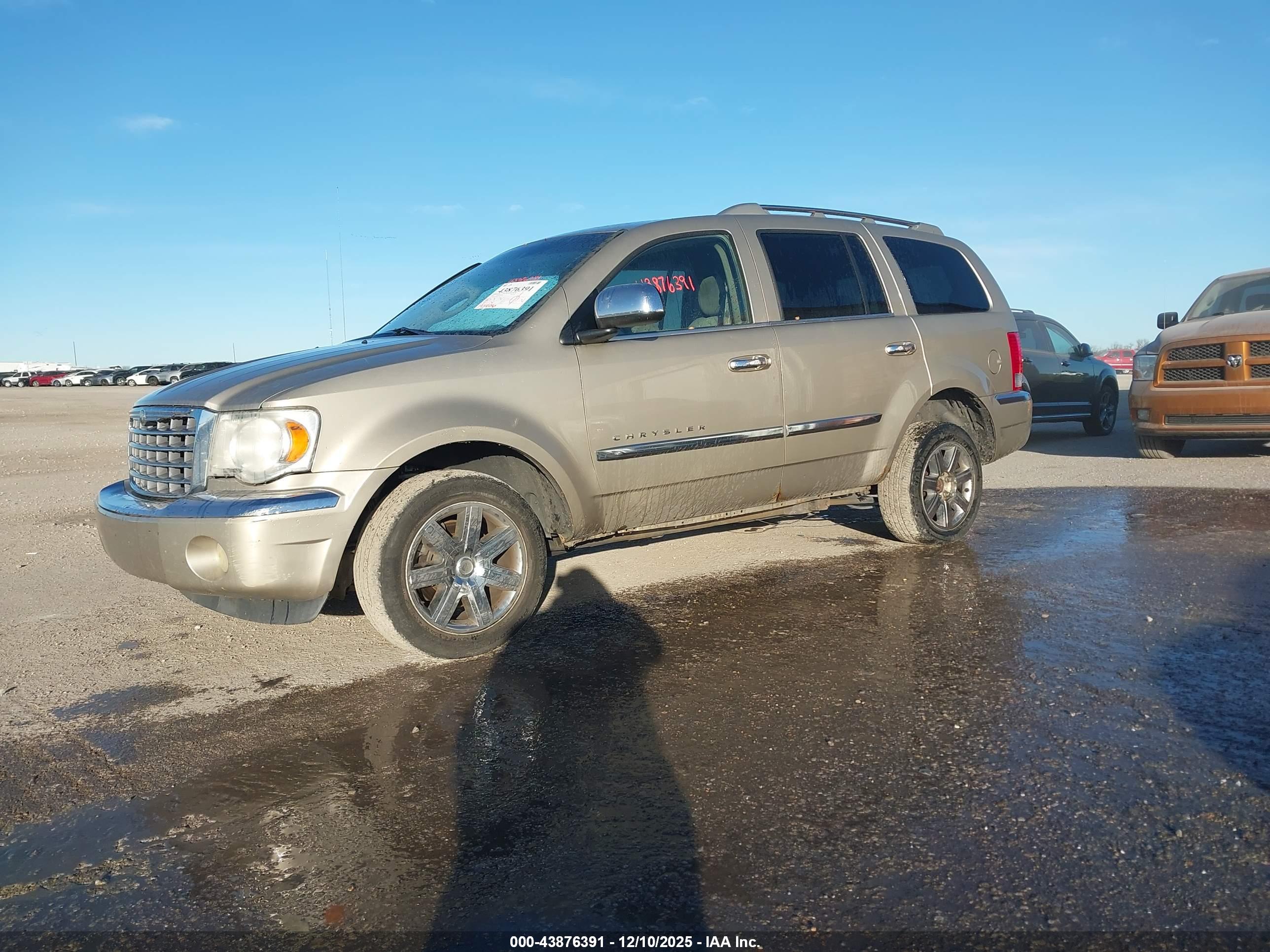 CHRYSLER ASPEN image 2