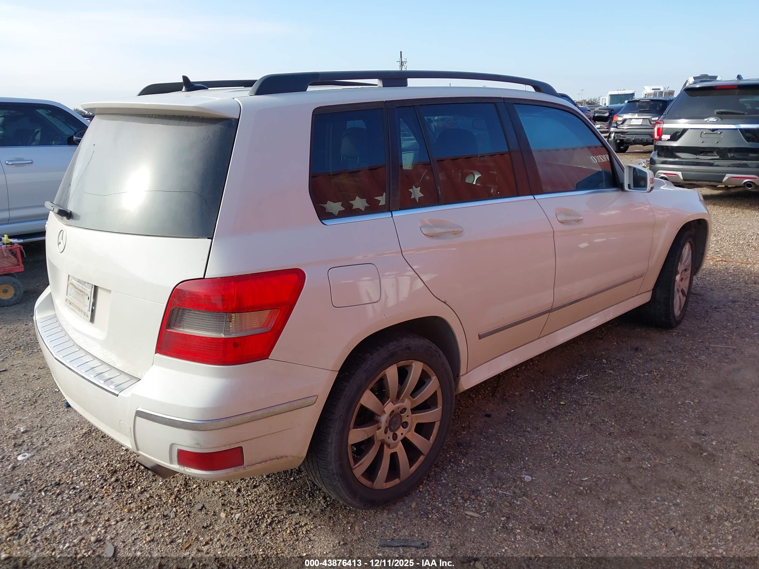 MERCEDES-BENZ GLK image 4