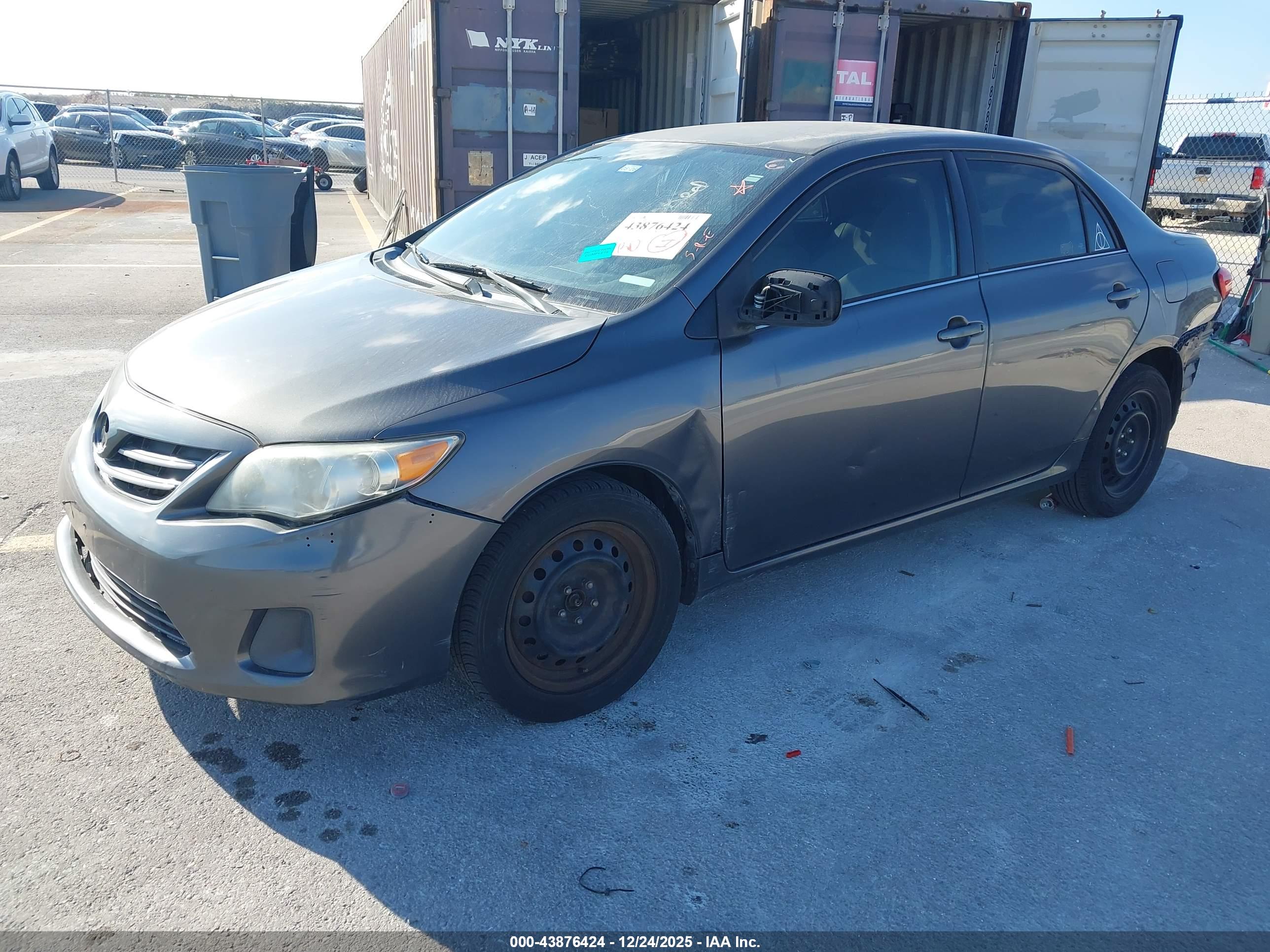 TOYOTA COROLLA image 2
