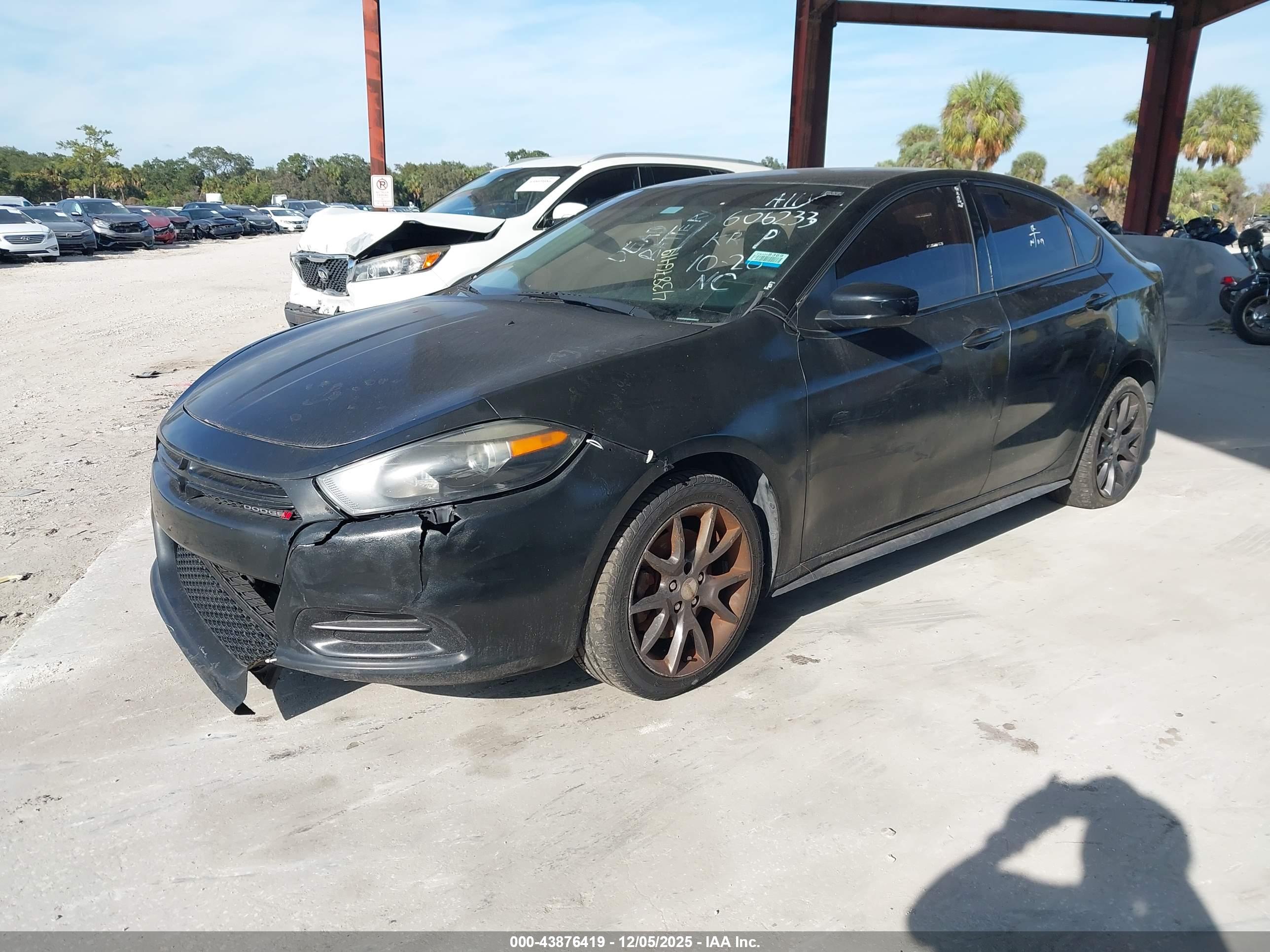 DODGE DART image 2