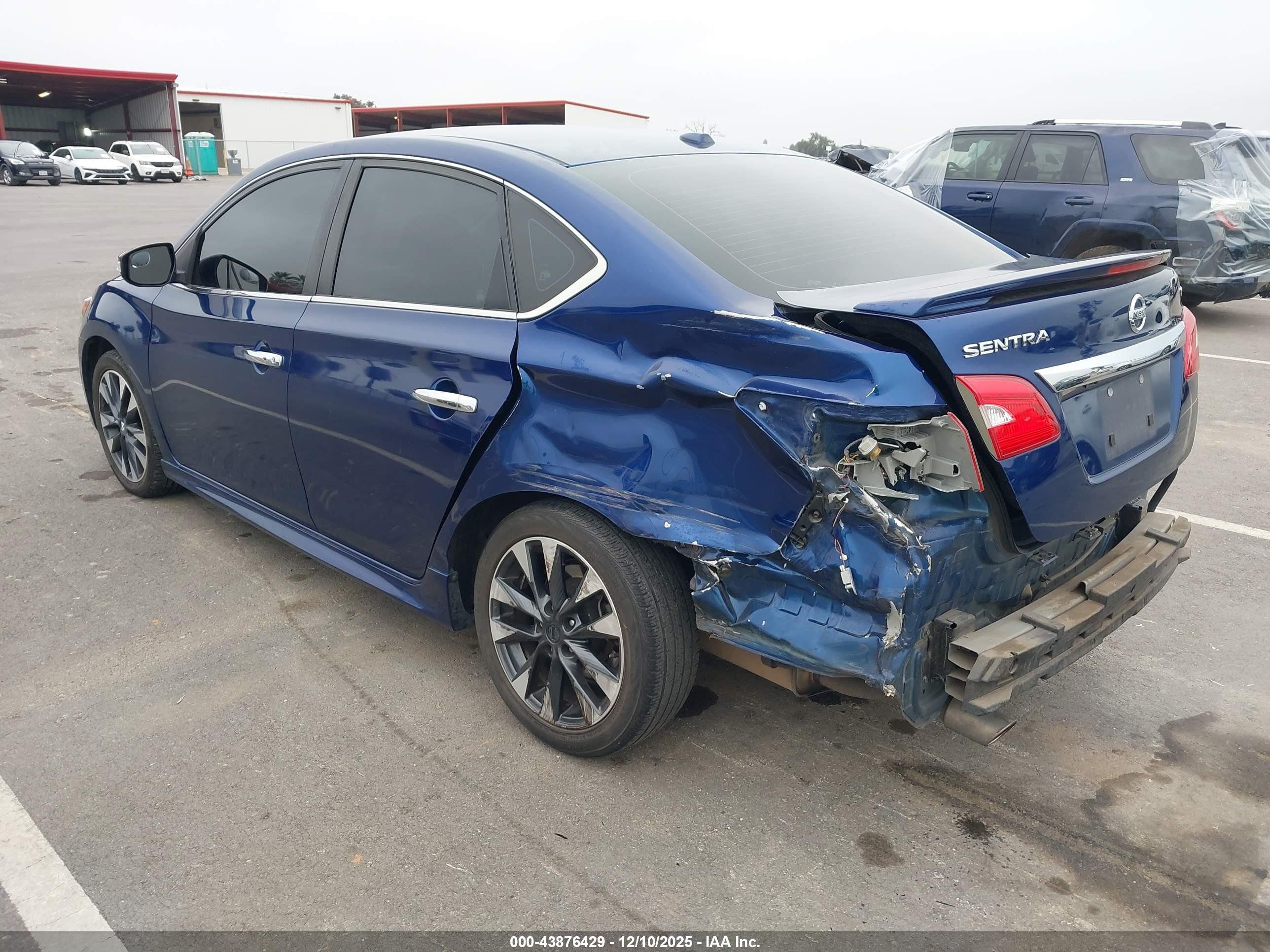 NISSAN SENTRA image 3