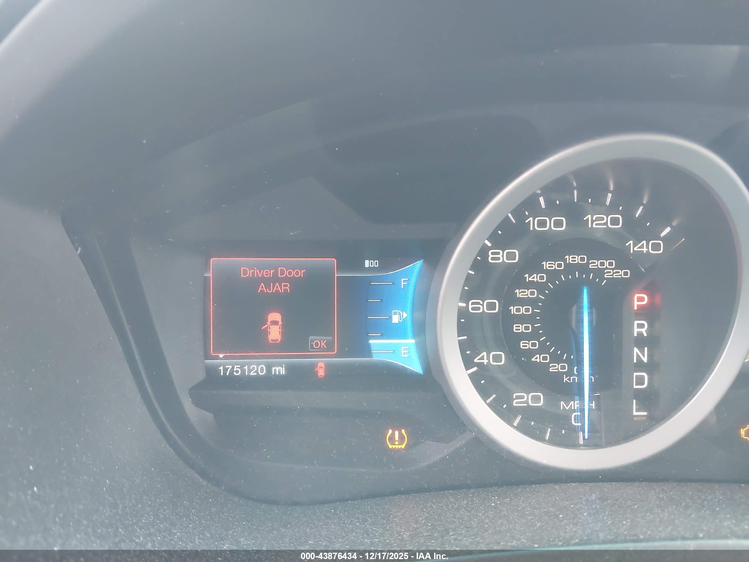 FORD EXPLORER image 7
