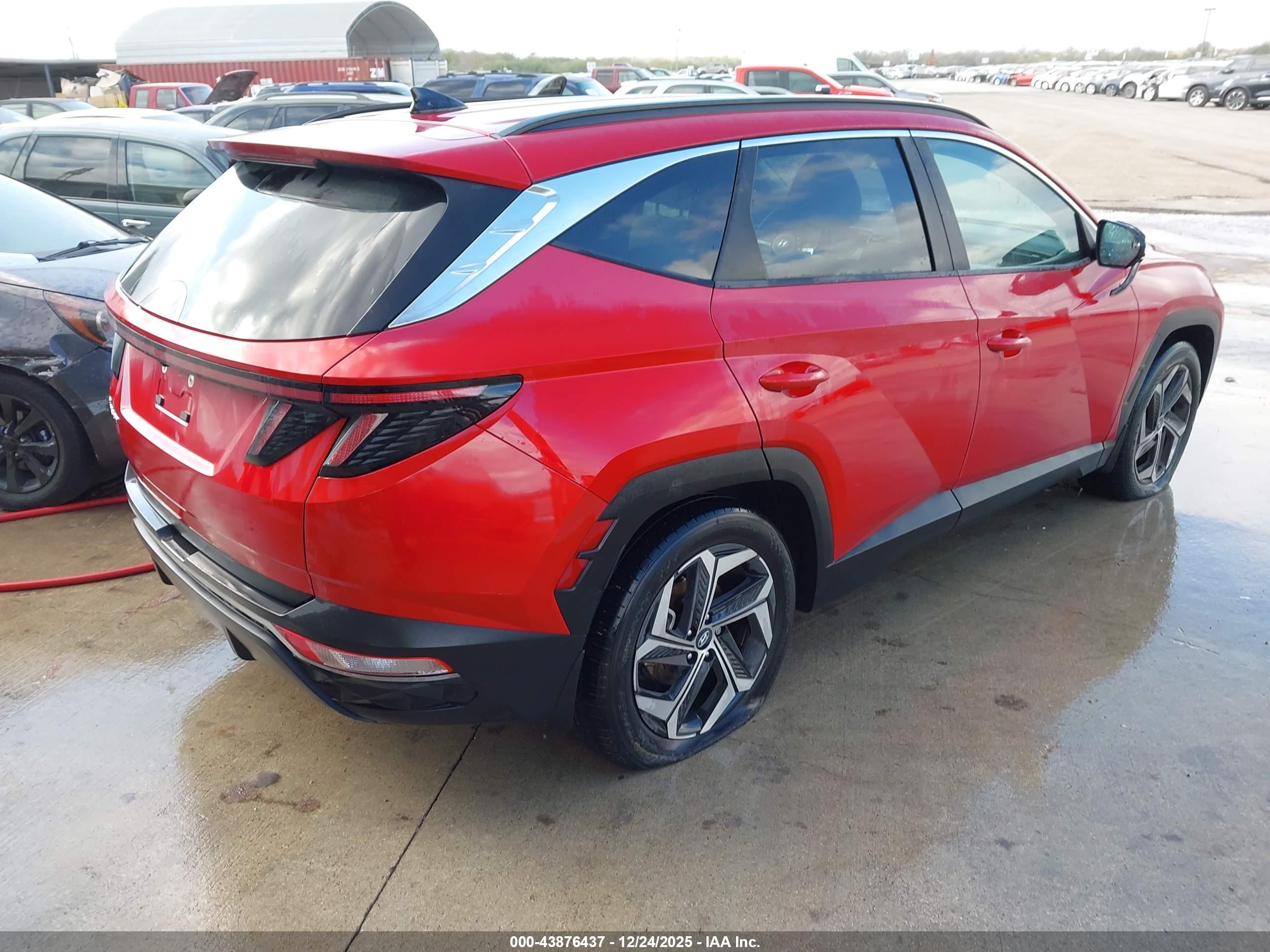 HYUNDAI TUCSON image 4