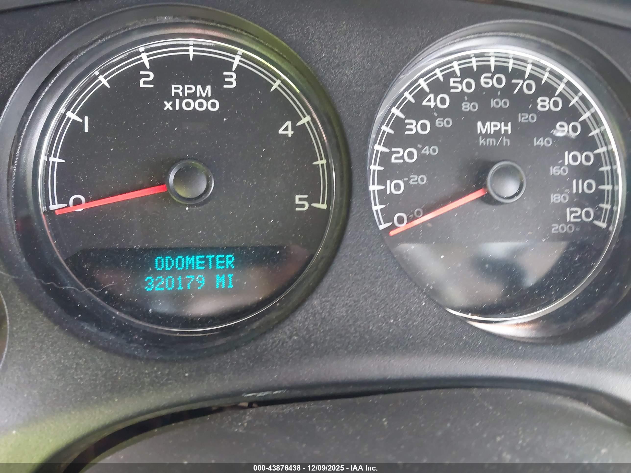 GMC SIERRA image 7