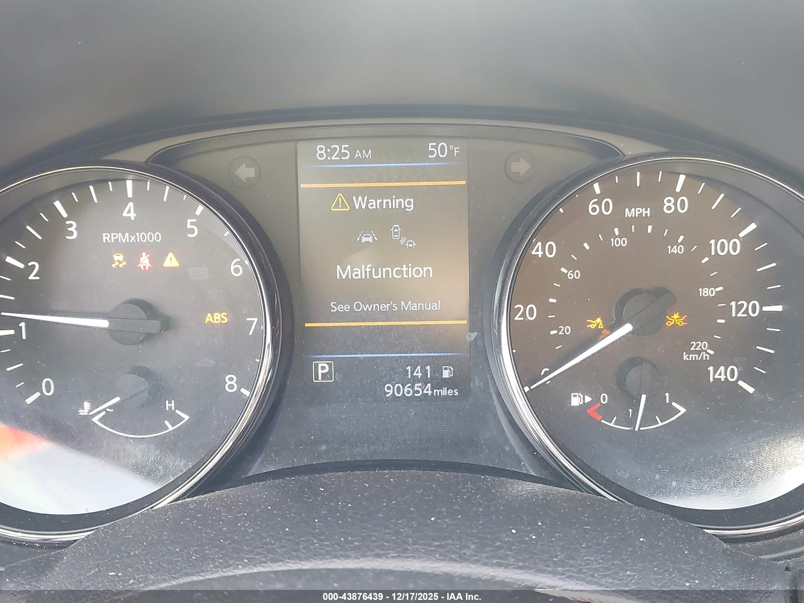 NISSAN ROGUE image 7