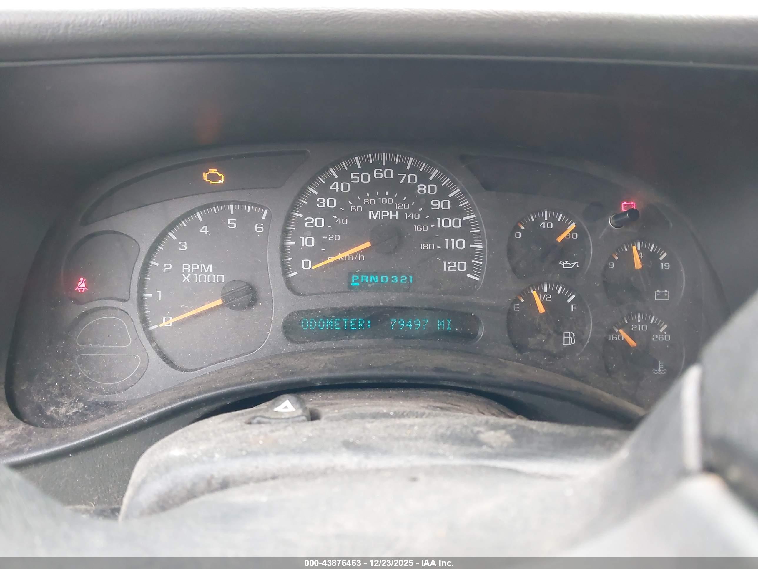 CHEVROLET SILVERADO image 7