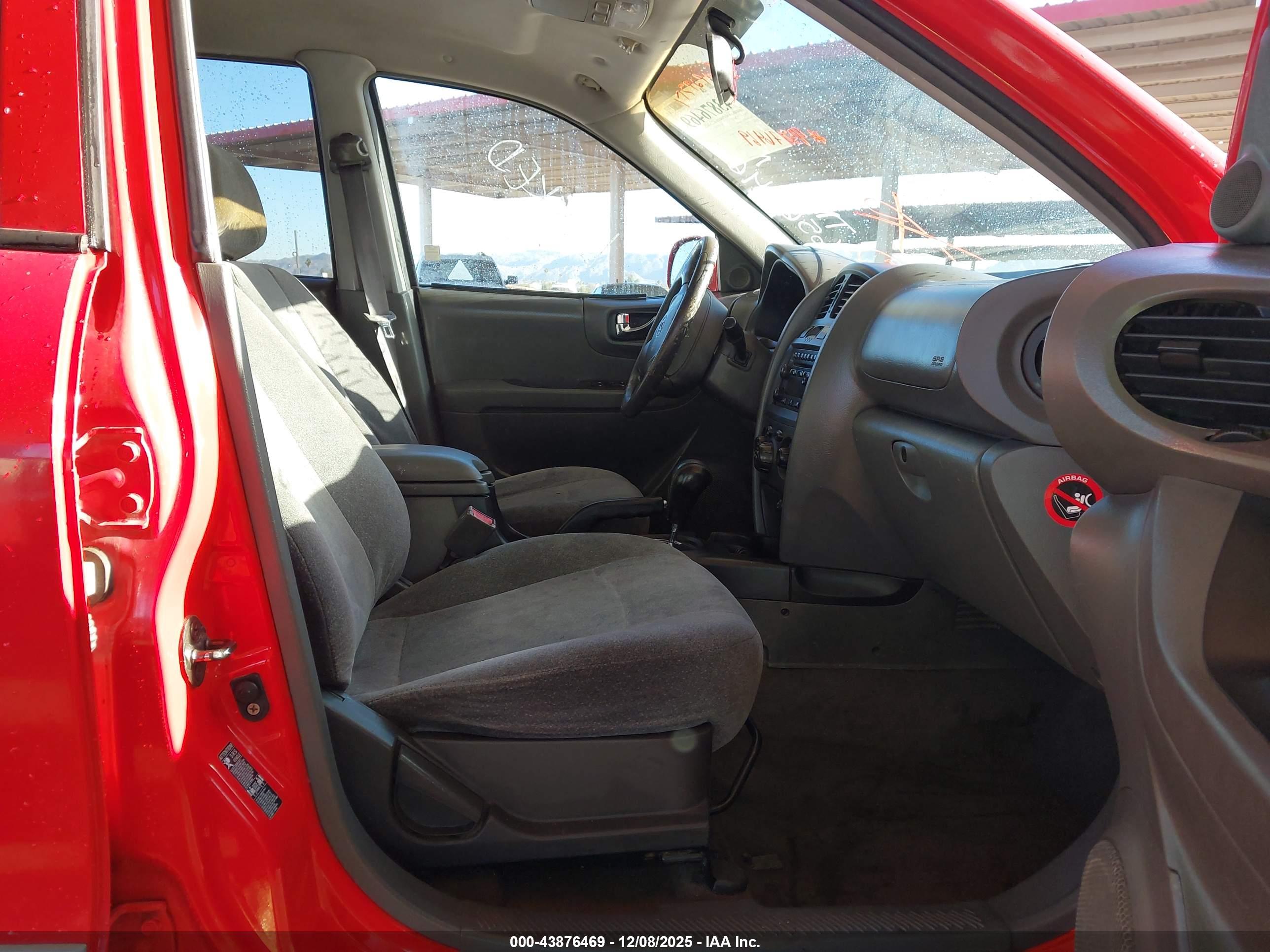 HYUNDAI SANTA image 5