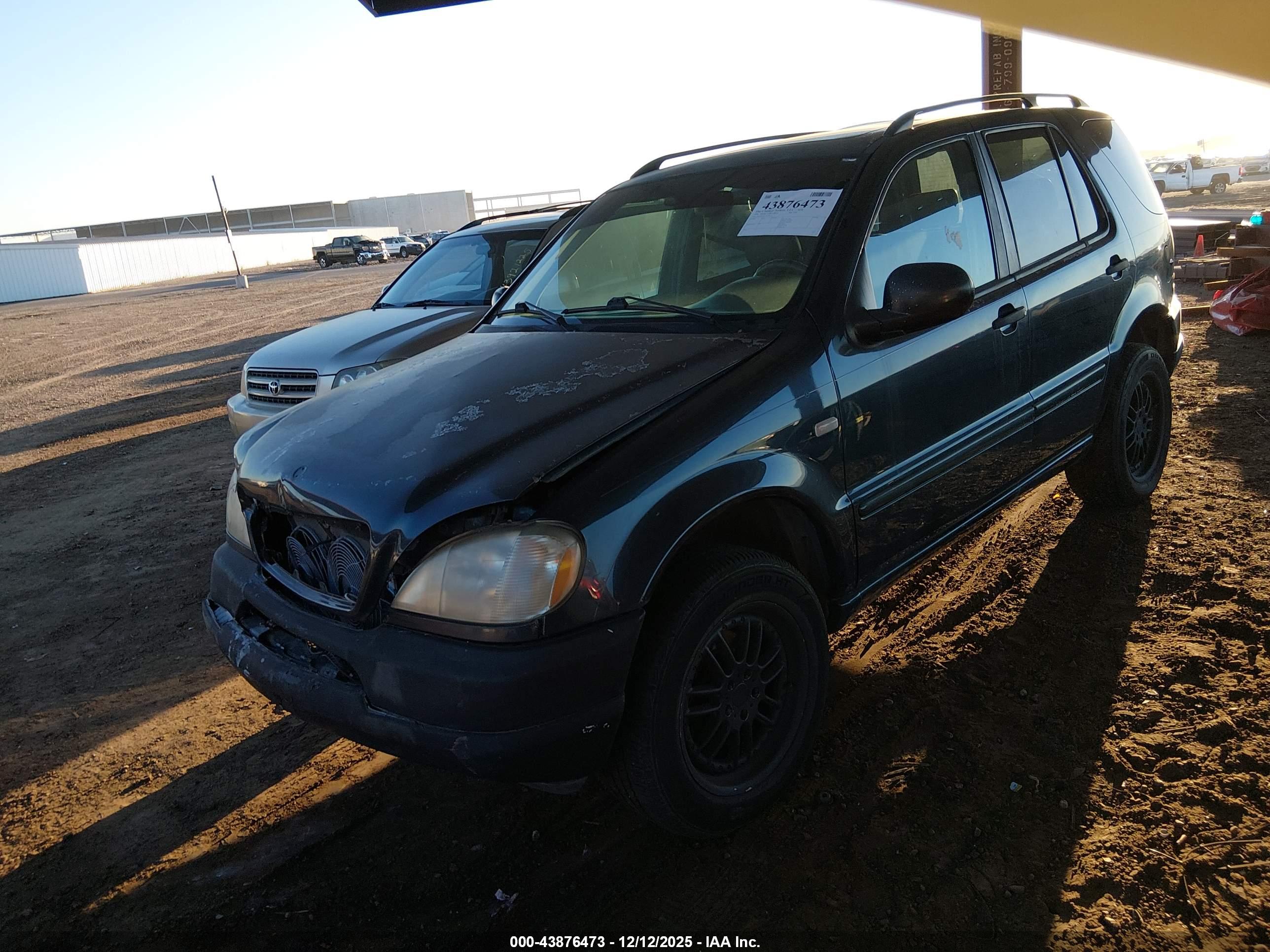 MERCEDES-BENZ ML image 2