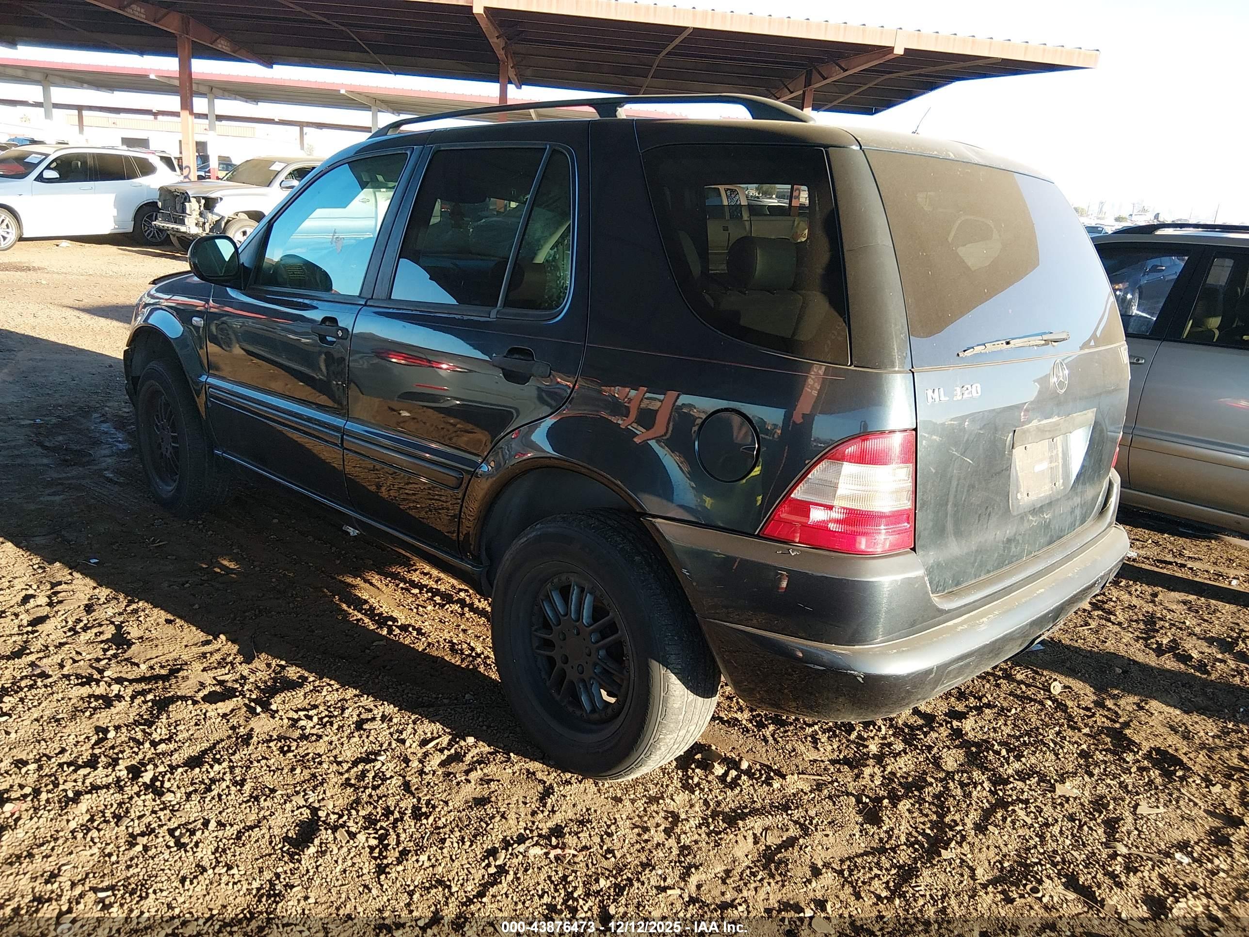 MERCEDES-BENZ ML image 3