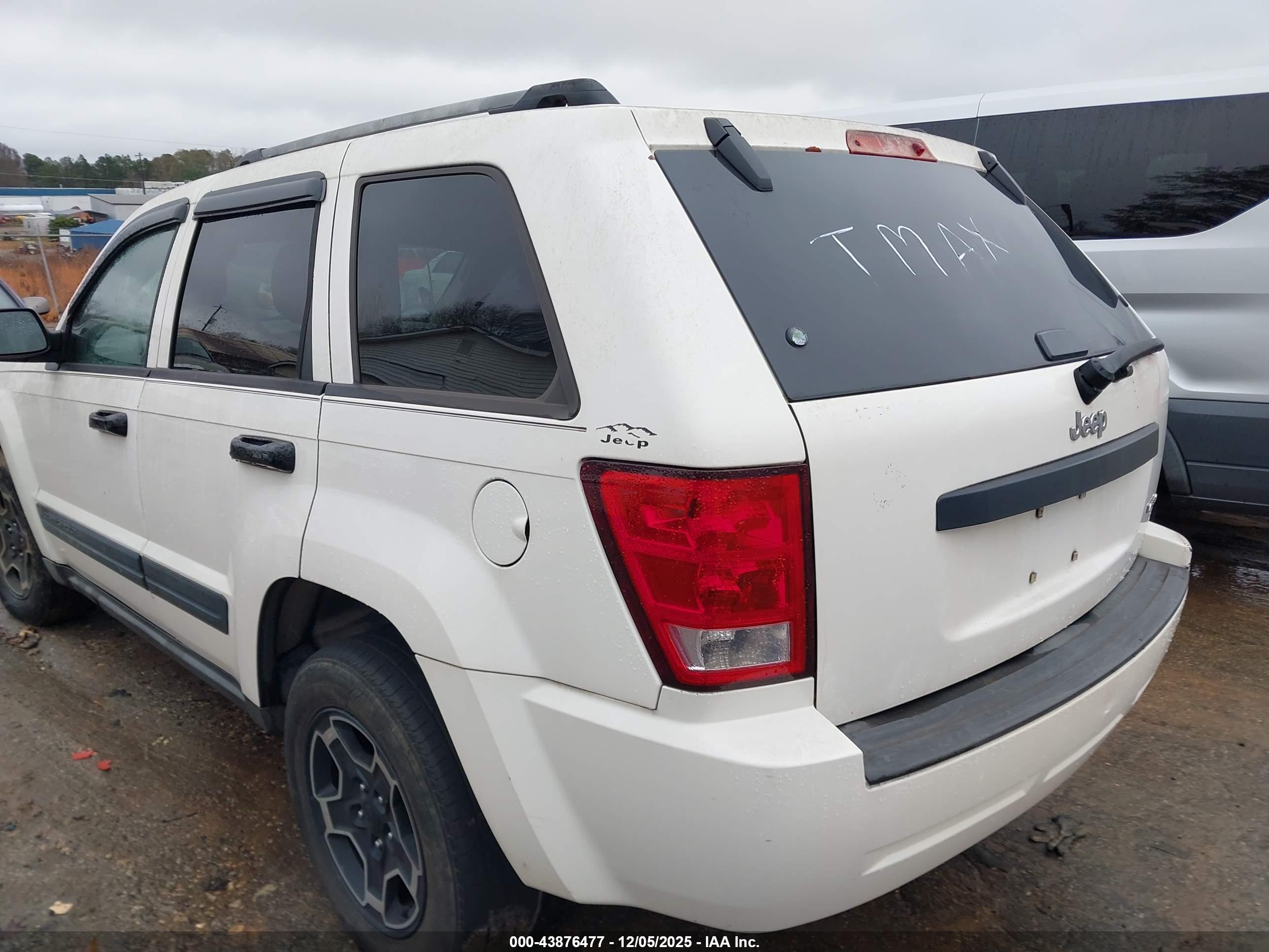 JEEP GRAND image 3