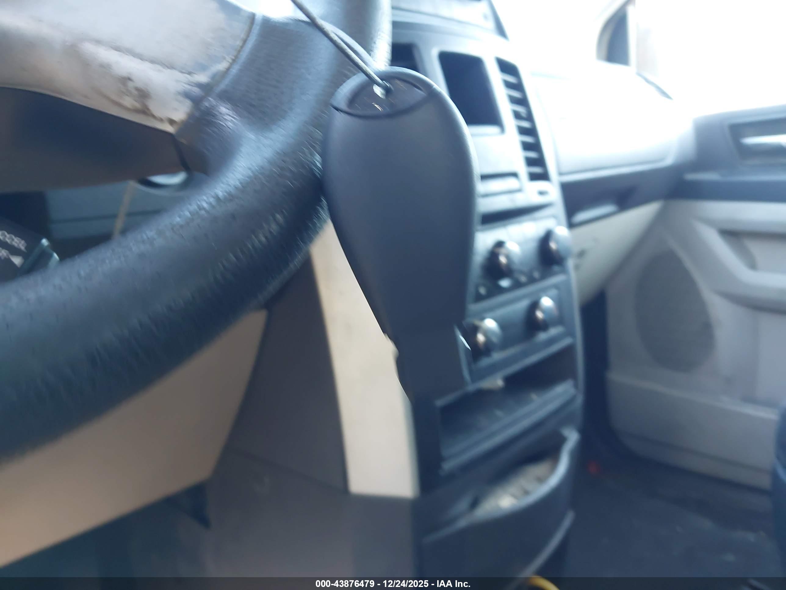 DODGE GRAND image 11