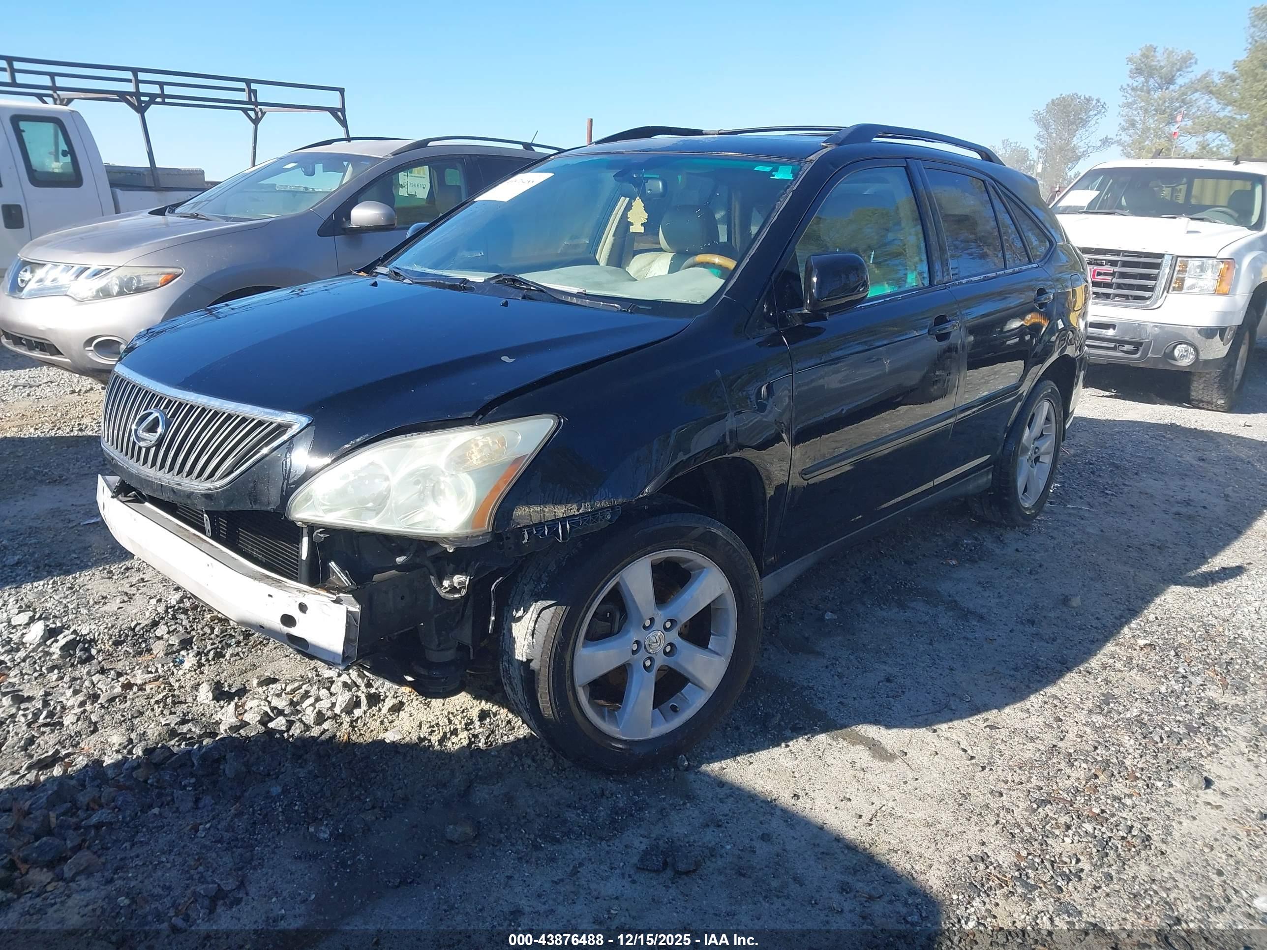 LEXUS RX image 2