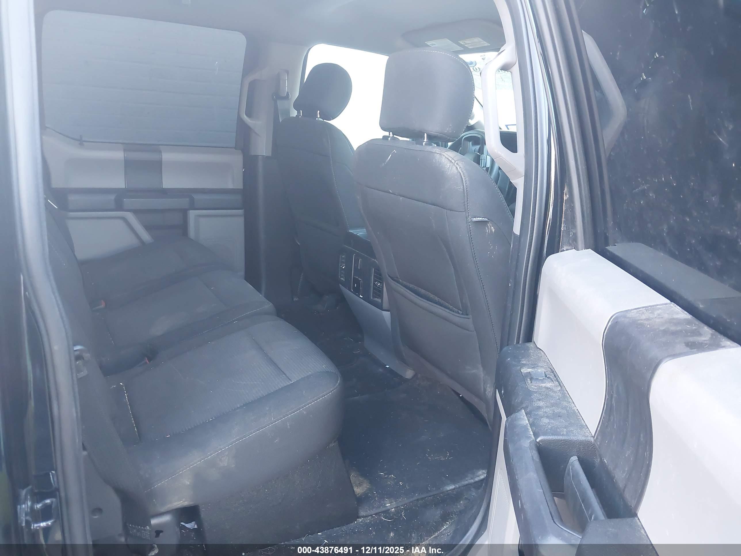 FORD F-150 image 8