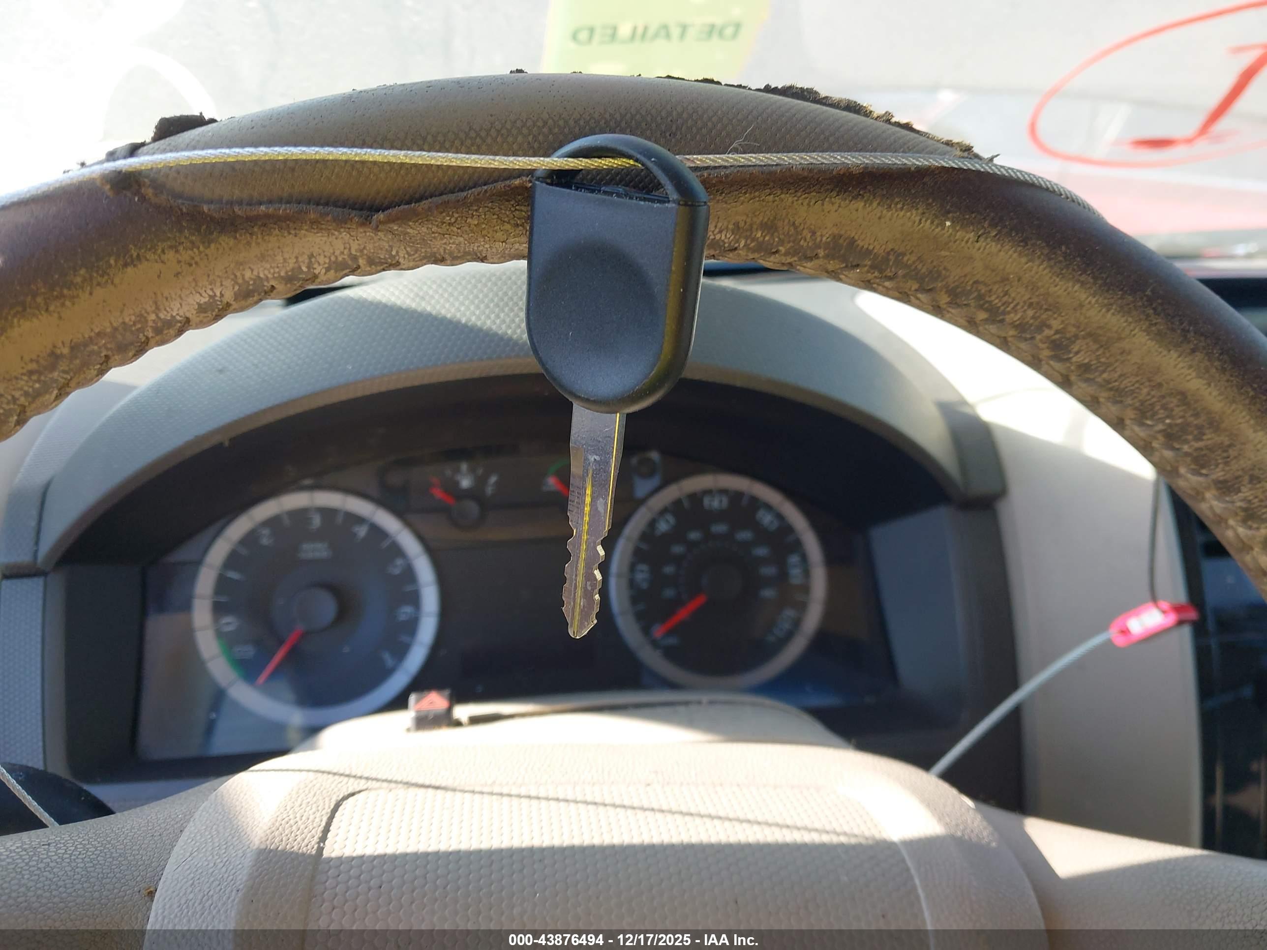 FORD ESCAPE image 11