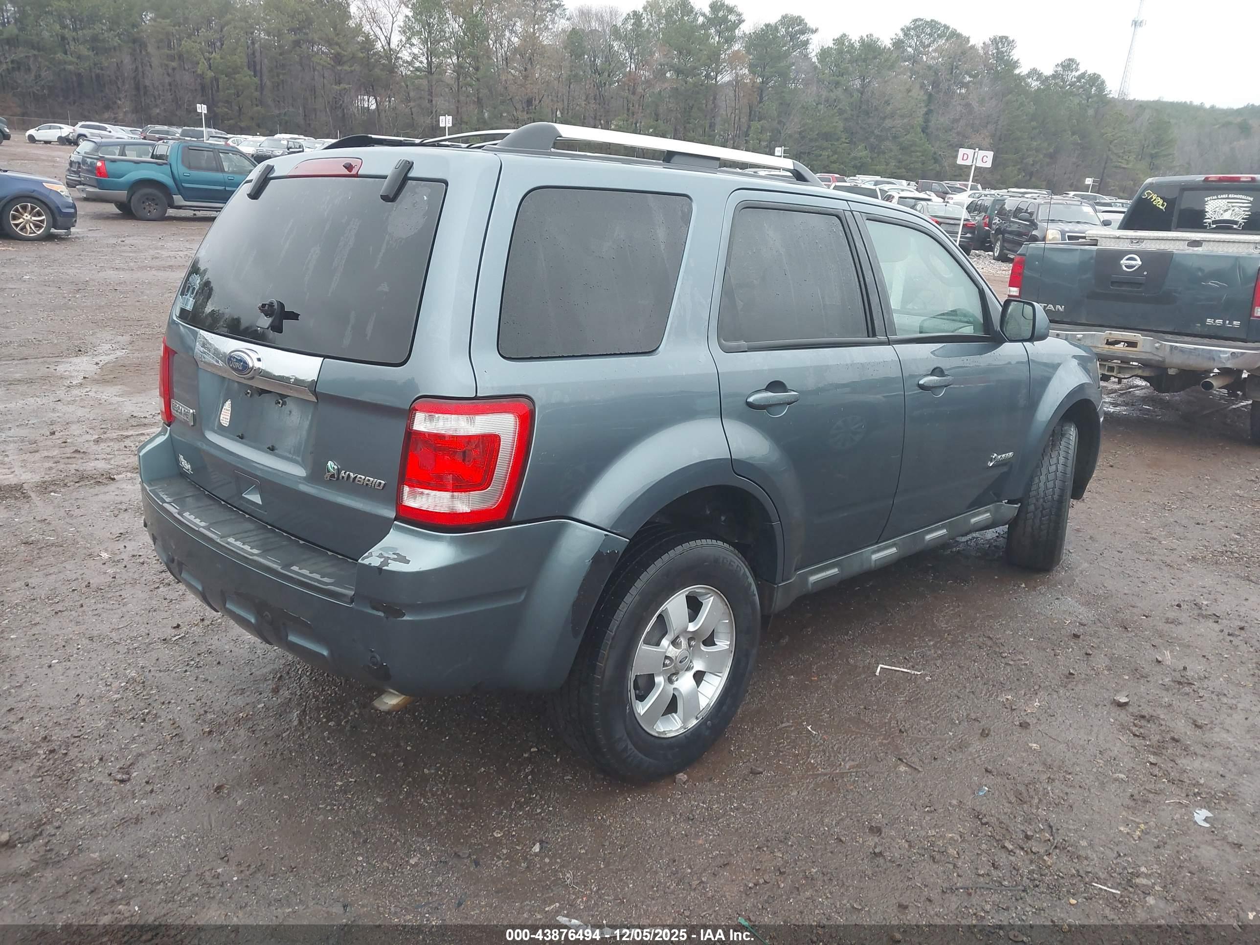 FORD ESCAPE image 4