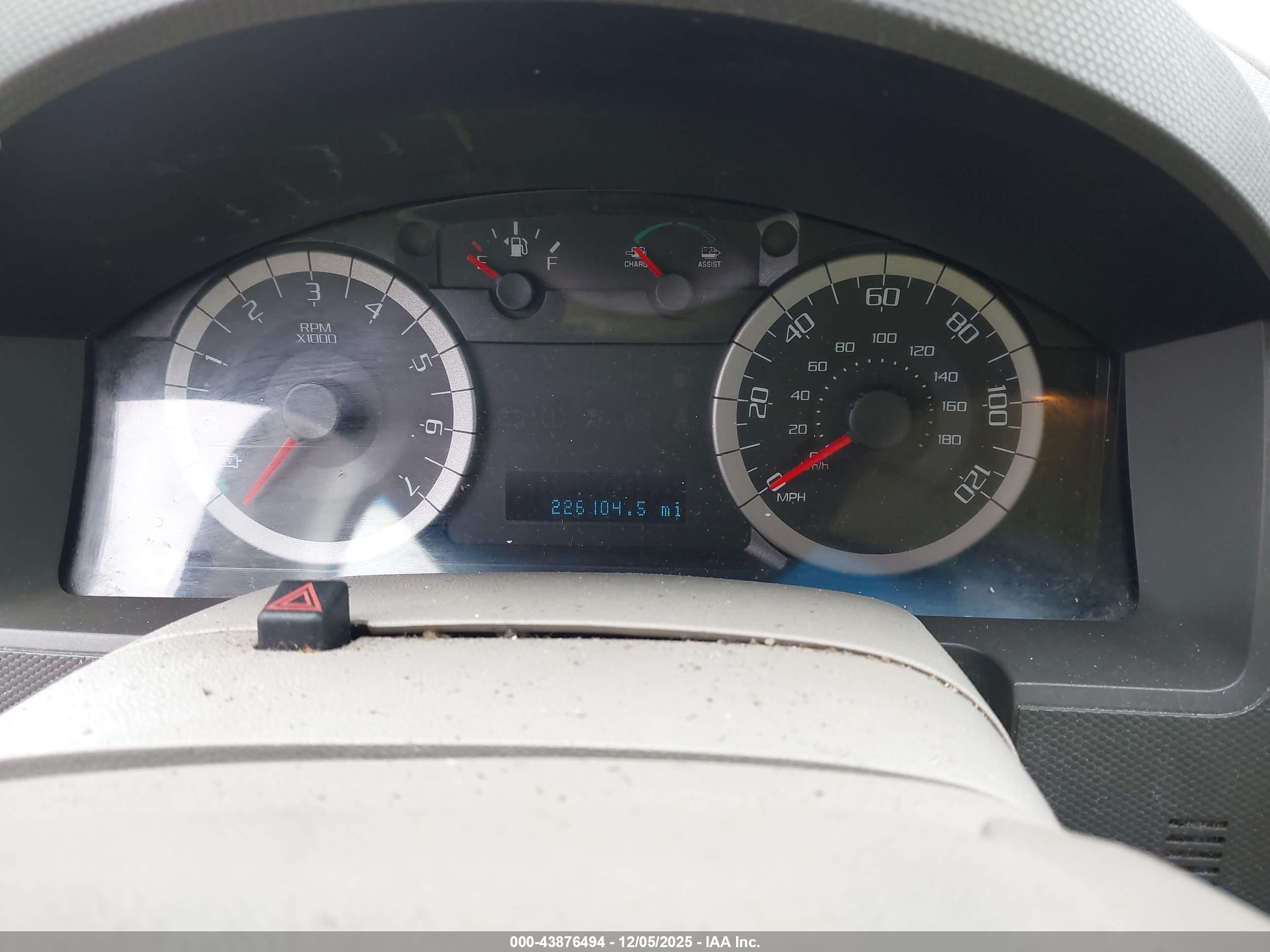 FORD ESCAPE image 7
