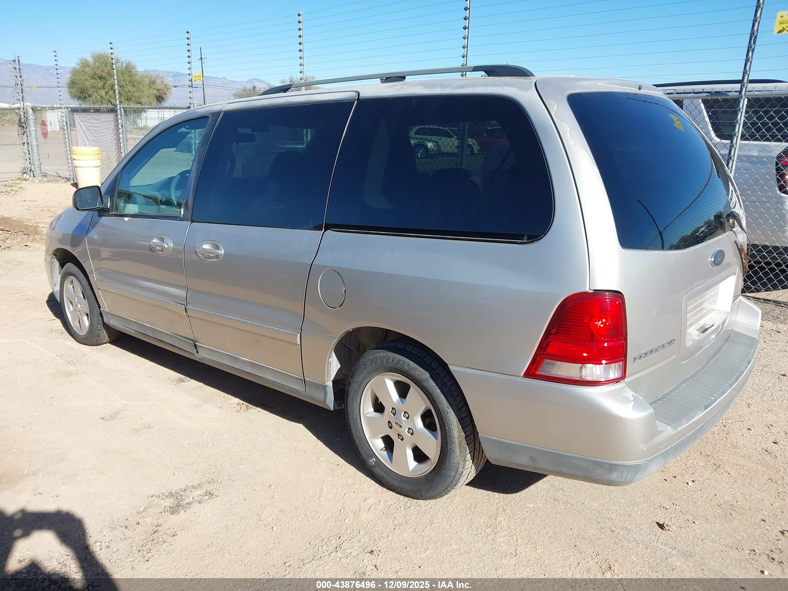 FORD FREESTAR image 3