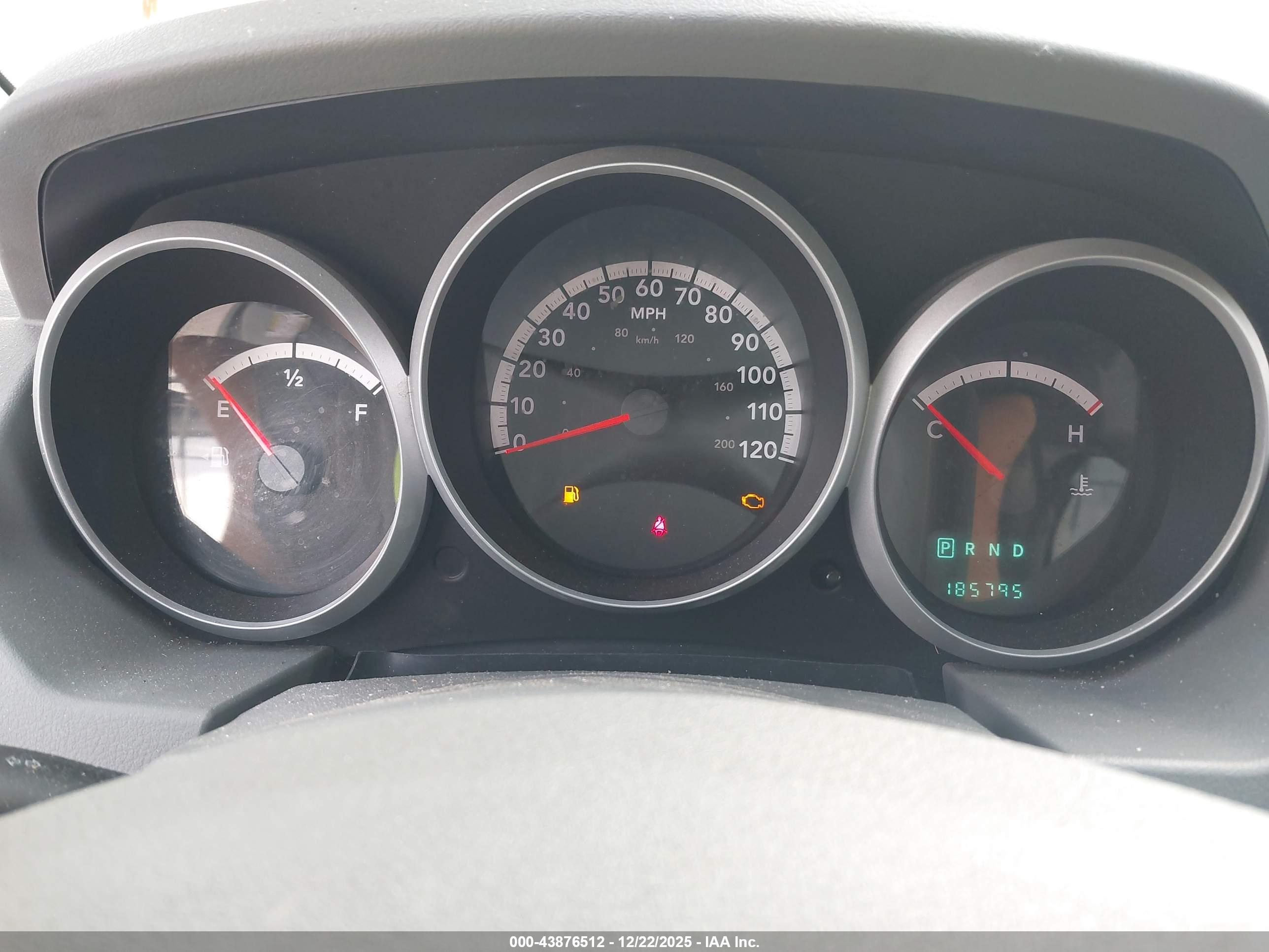 DODGE GRAND image 7