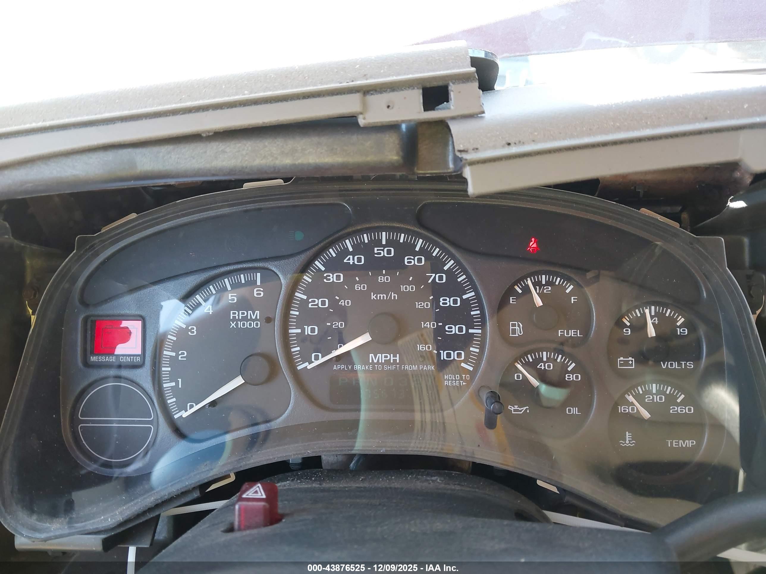 CHEVROLET TAHOE image 7