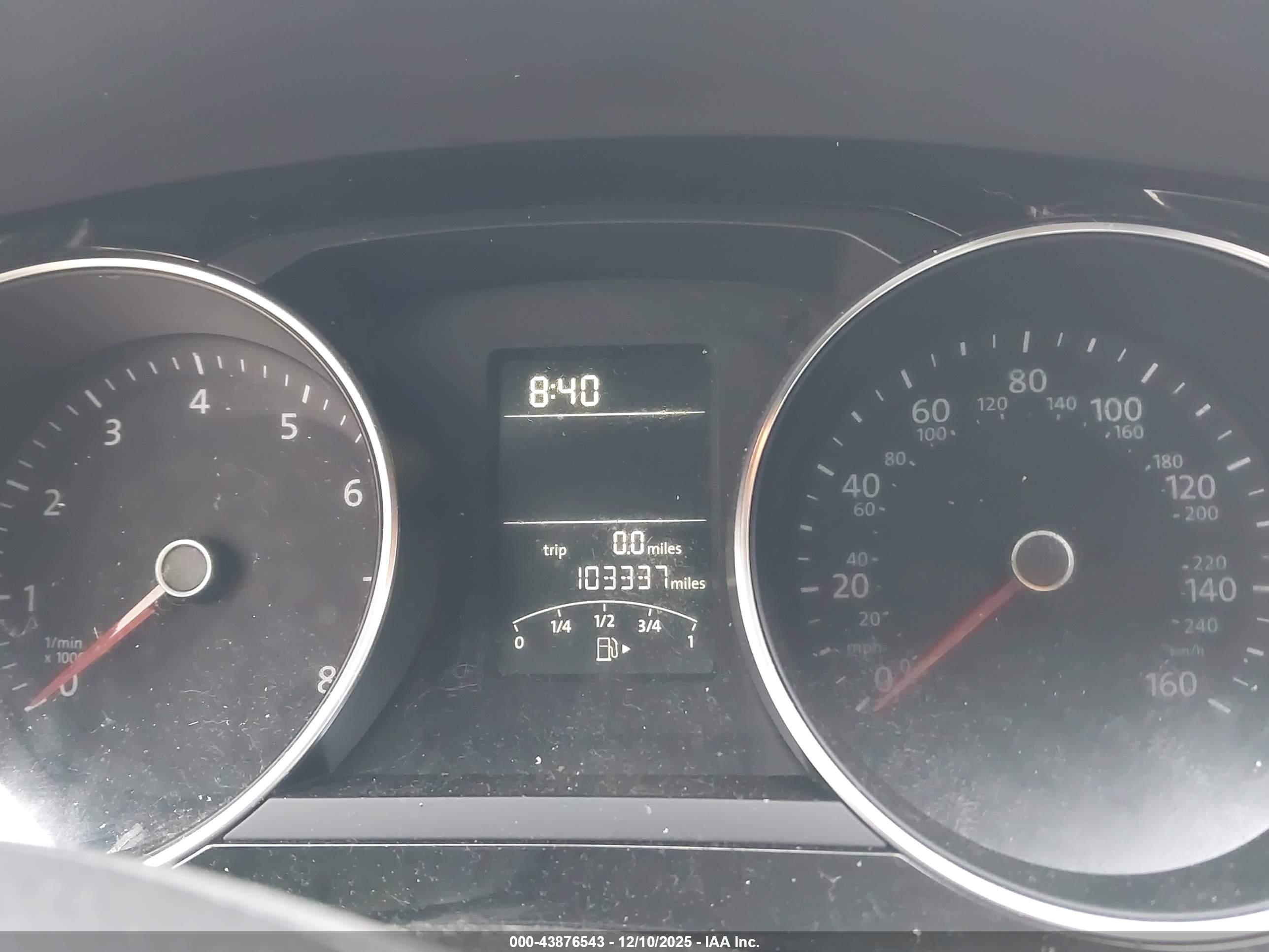 VOLKSWAGEN JETTA image 7