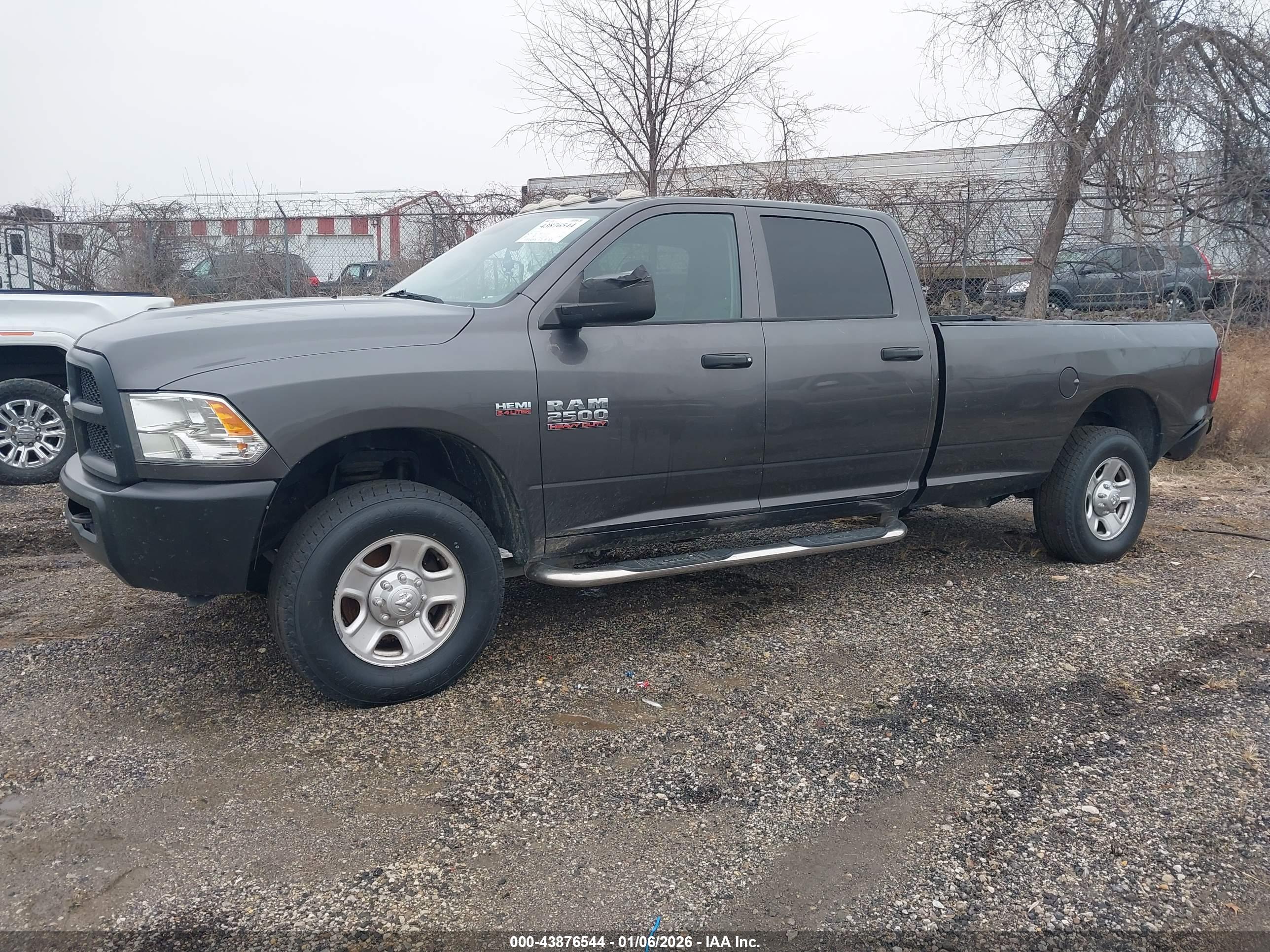 RAM 2500 image 2