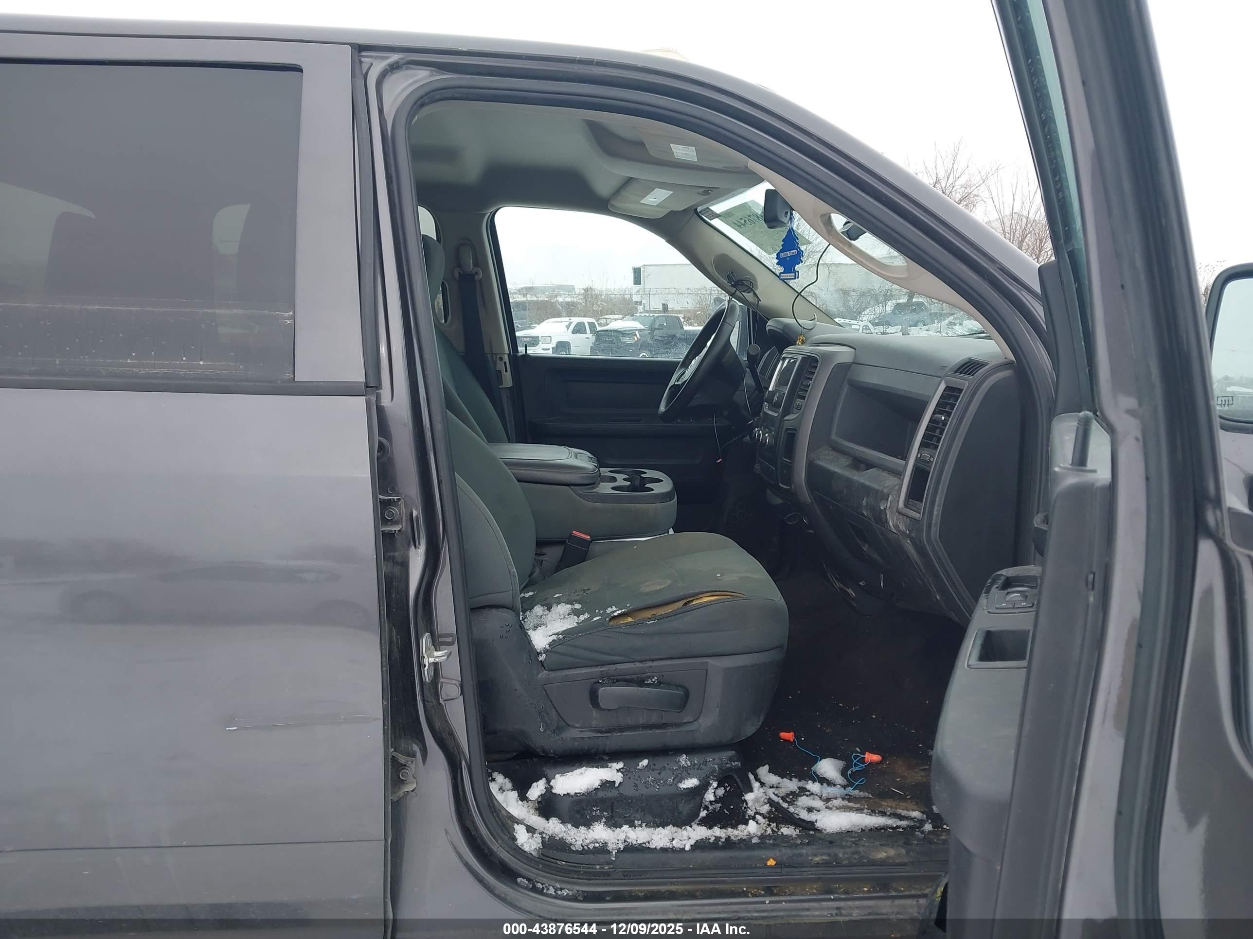 RAM 2500 image 5