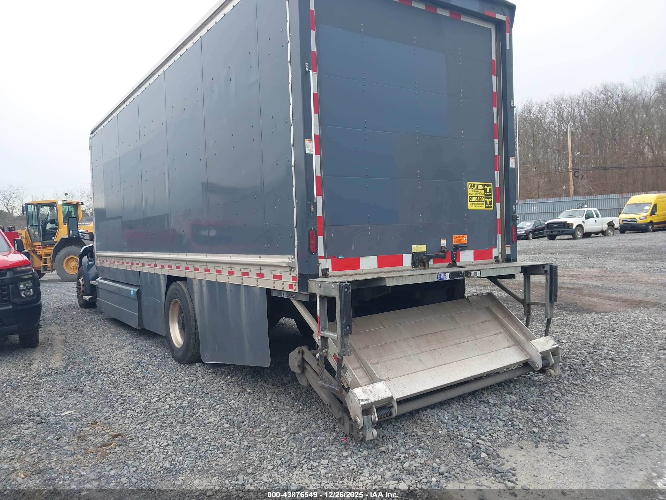 PETERBILT 536 image 3