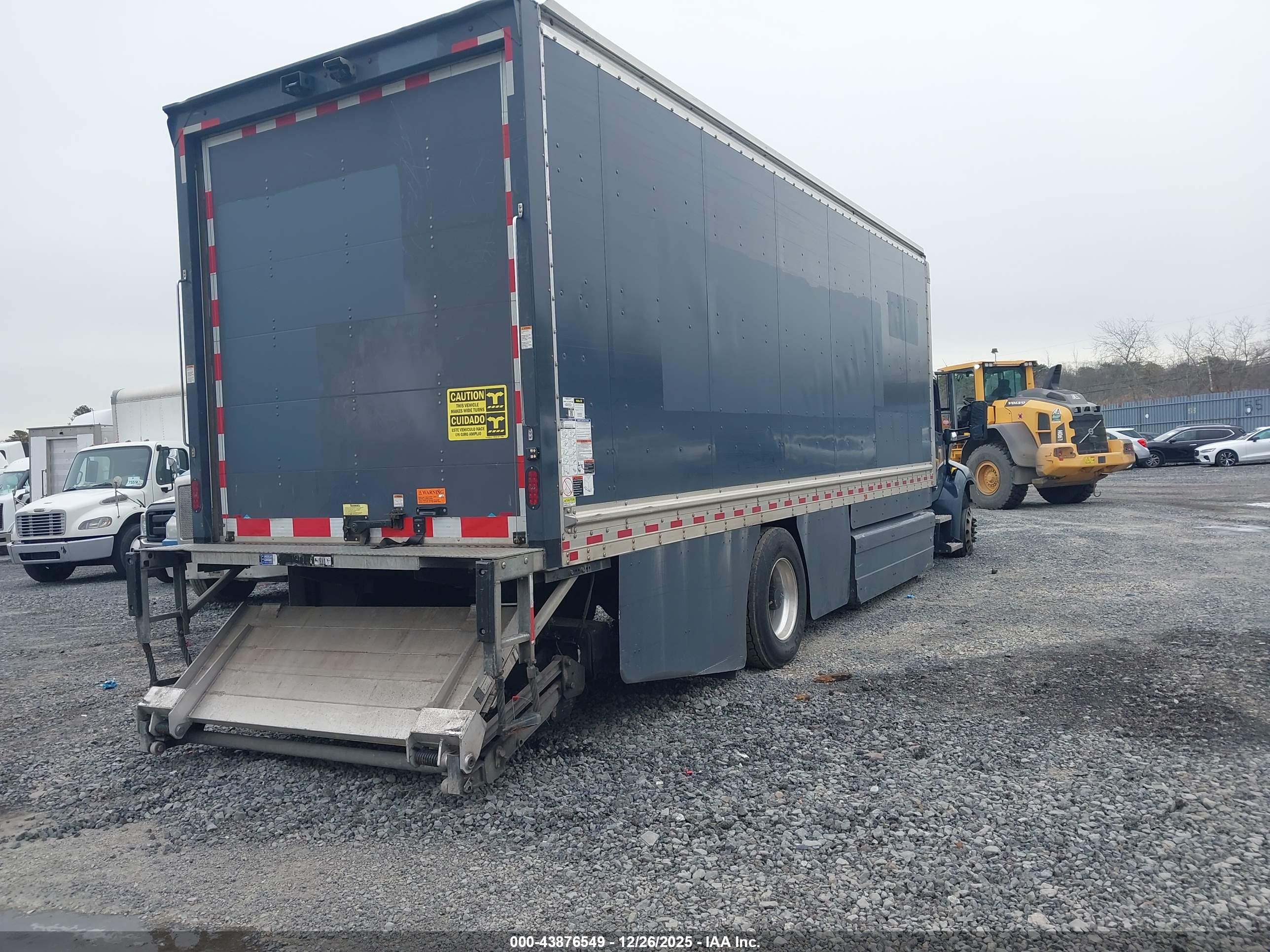 PETERBILT 536 image 4