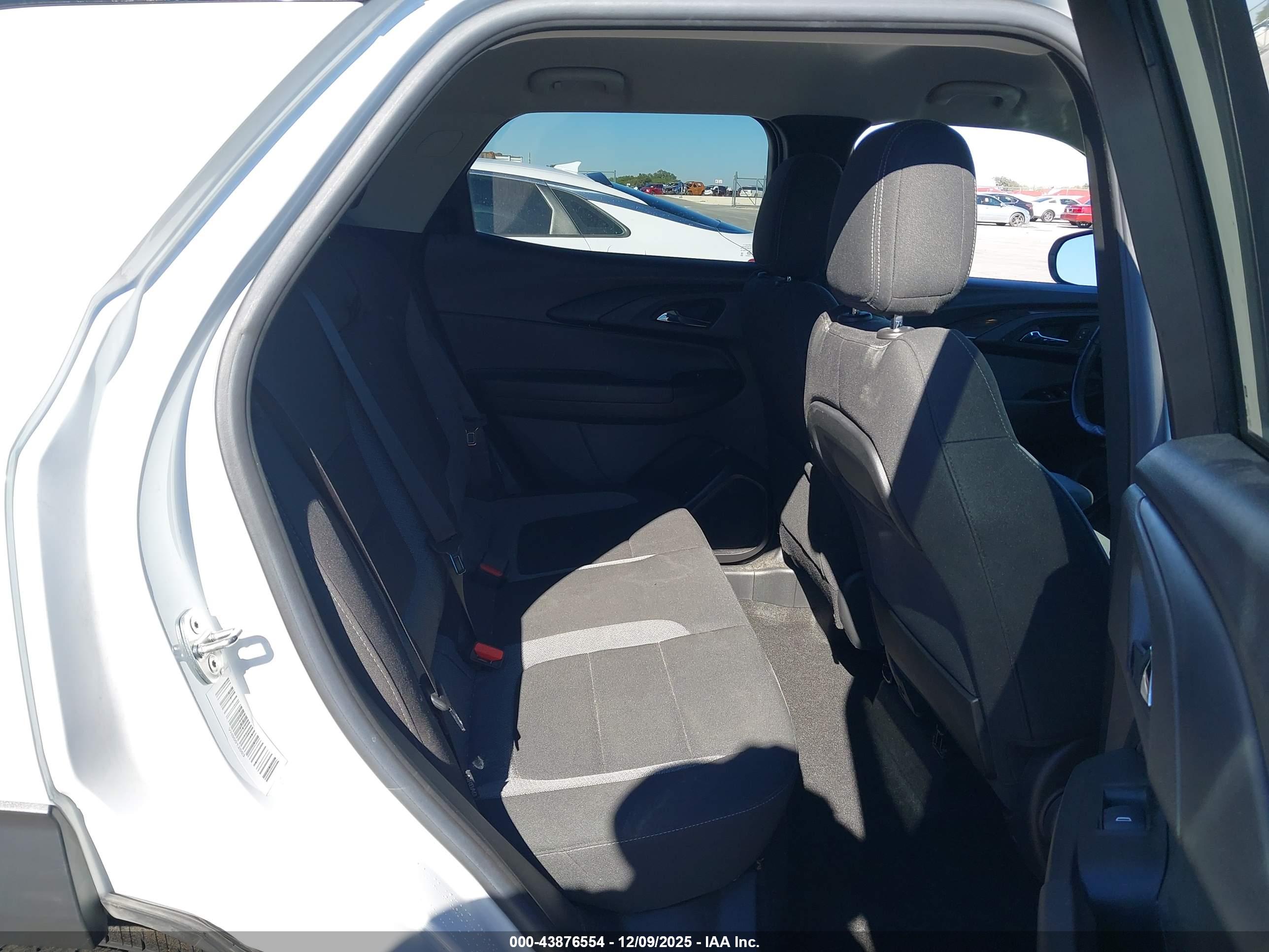 CHEVROLET TRAILBLAZER image 8