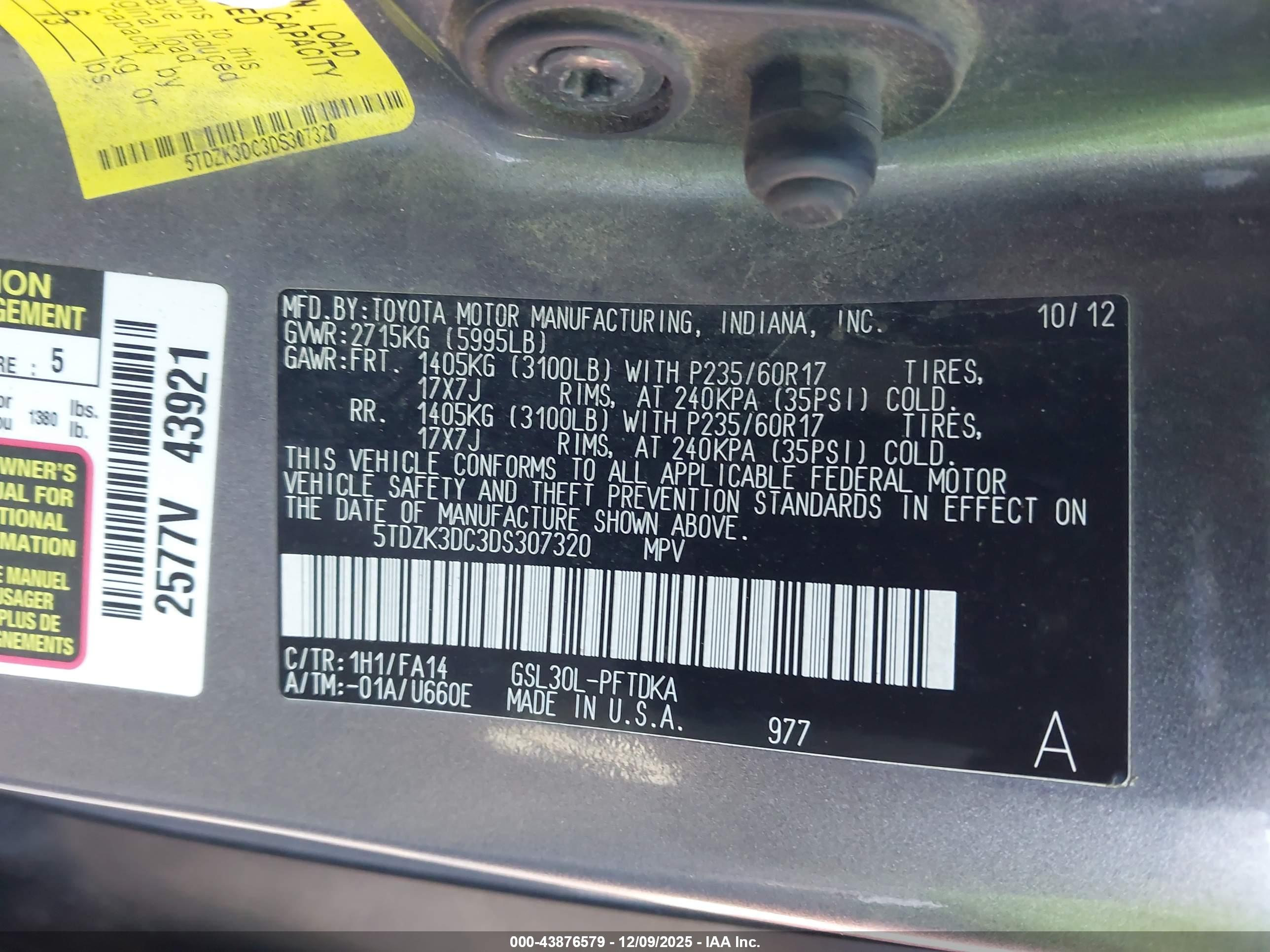 TOYOTA SIENNA image 9