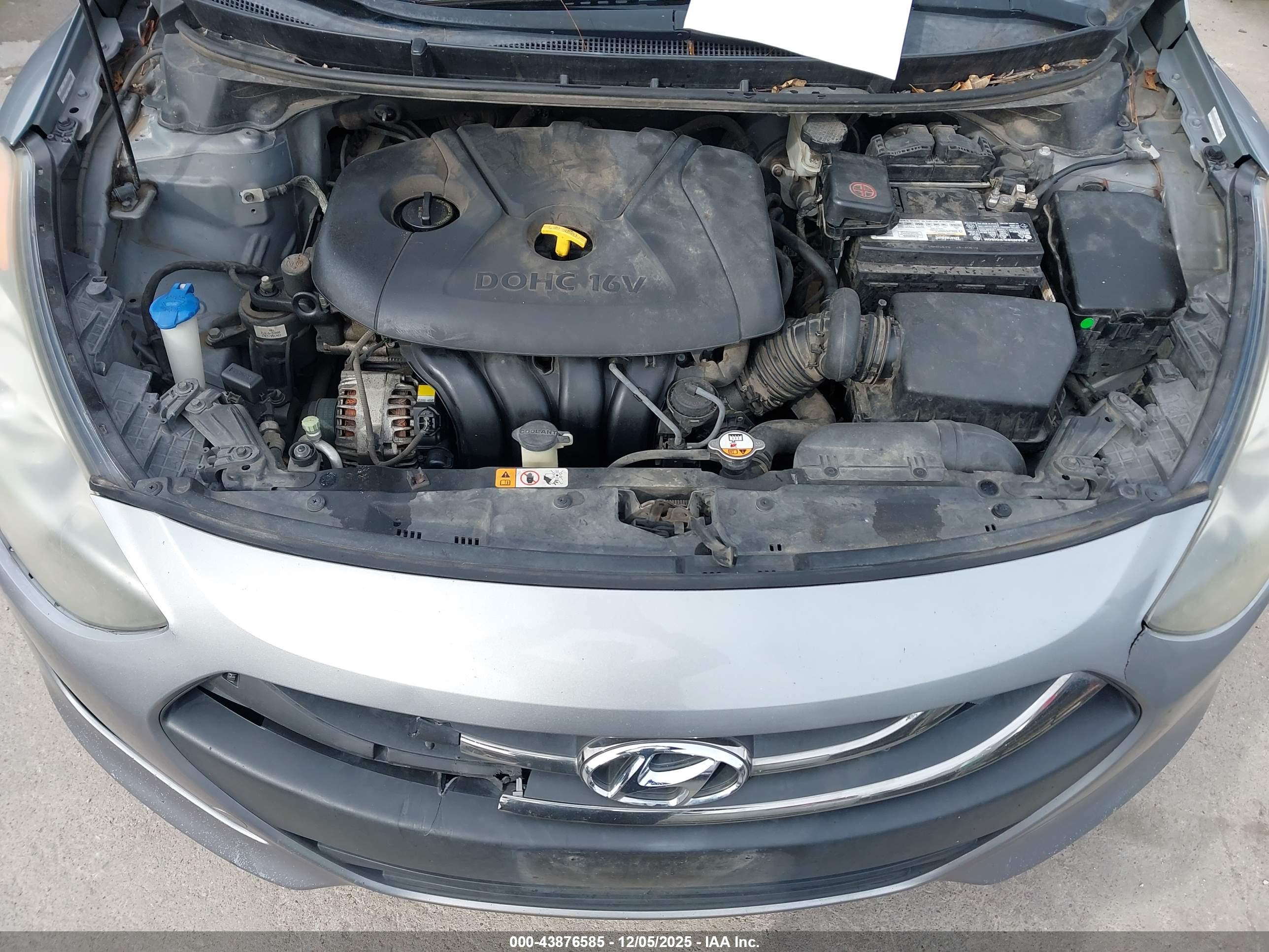 HYUNDAI ELANTRA image 10