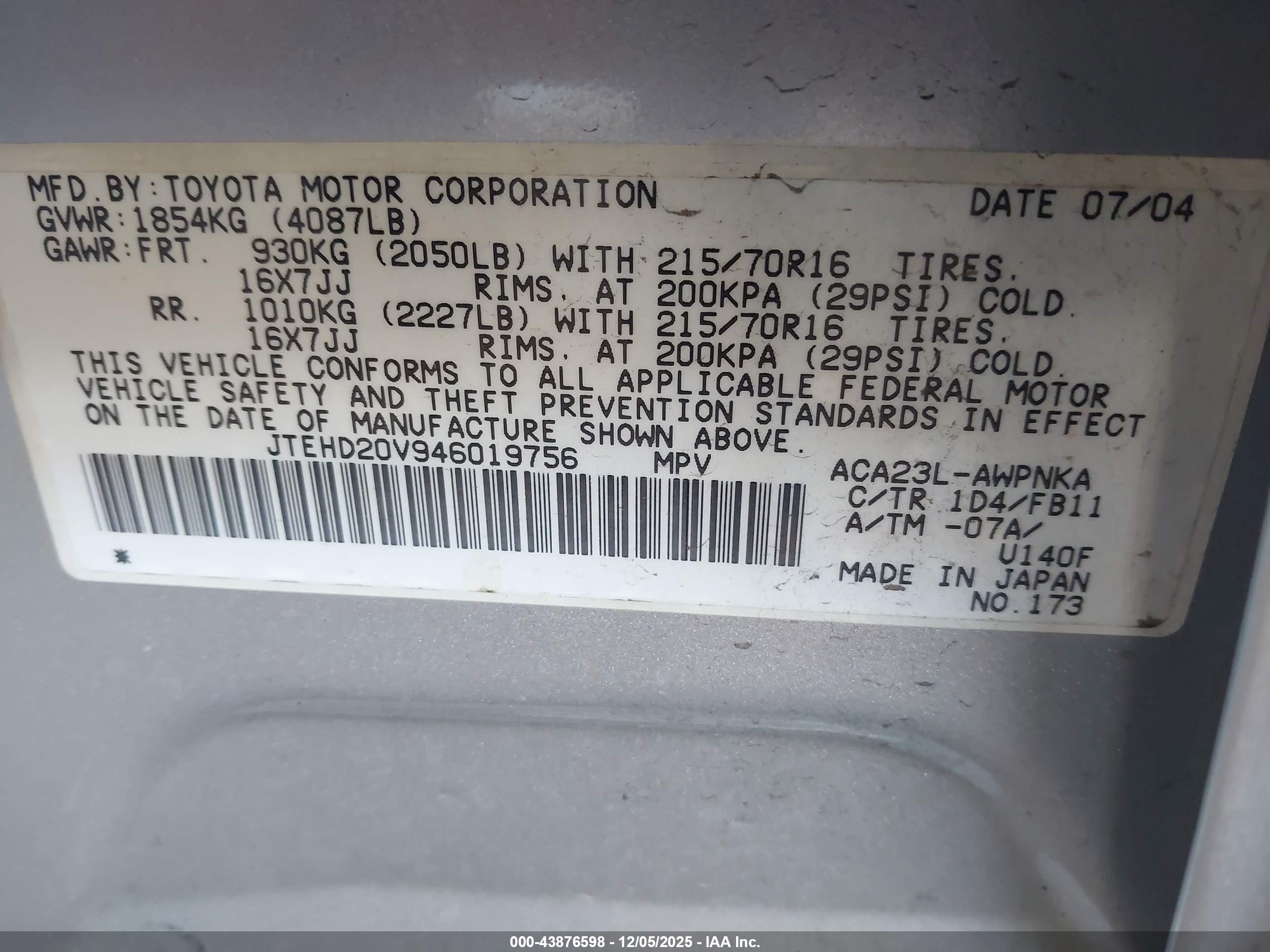 TOYOTA RAV4 image 9