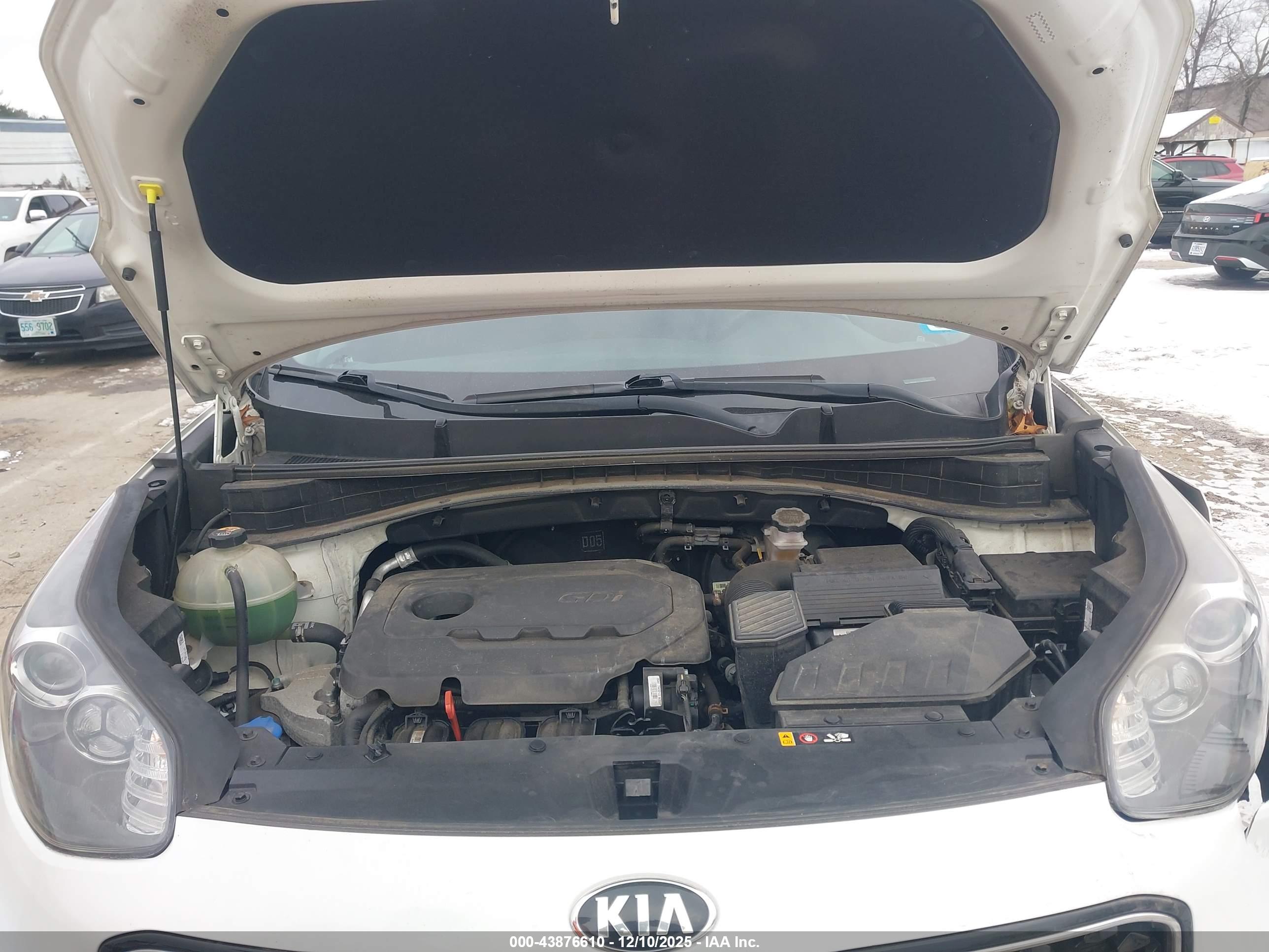 KIA SPORTAGE image 10