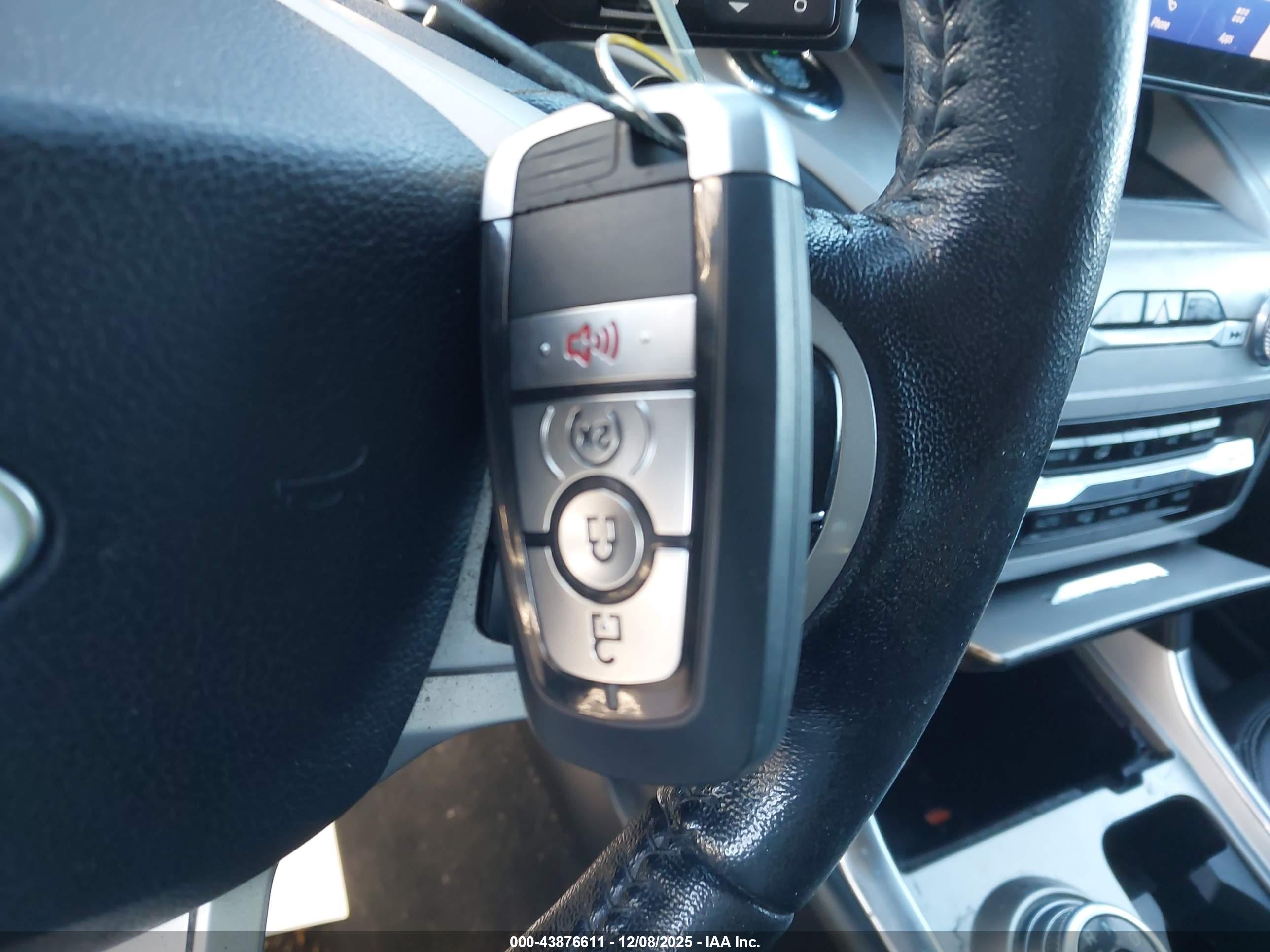 FORD EXPLORER image 11