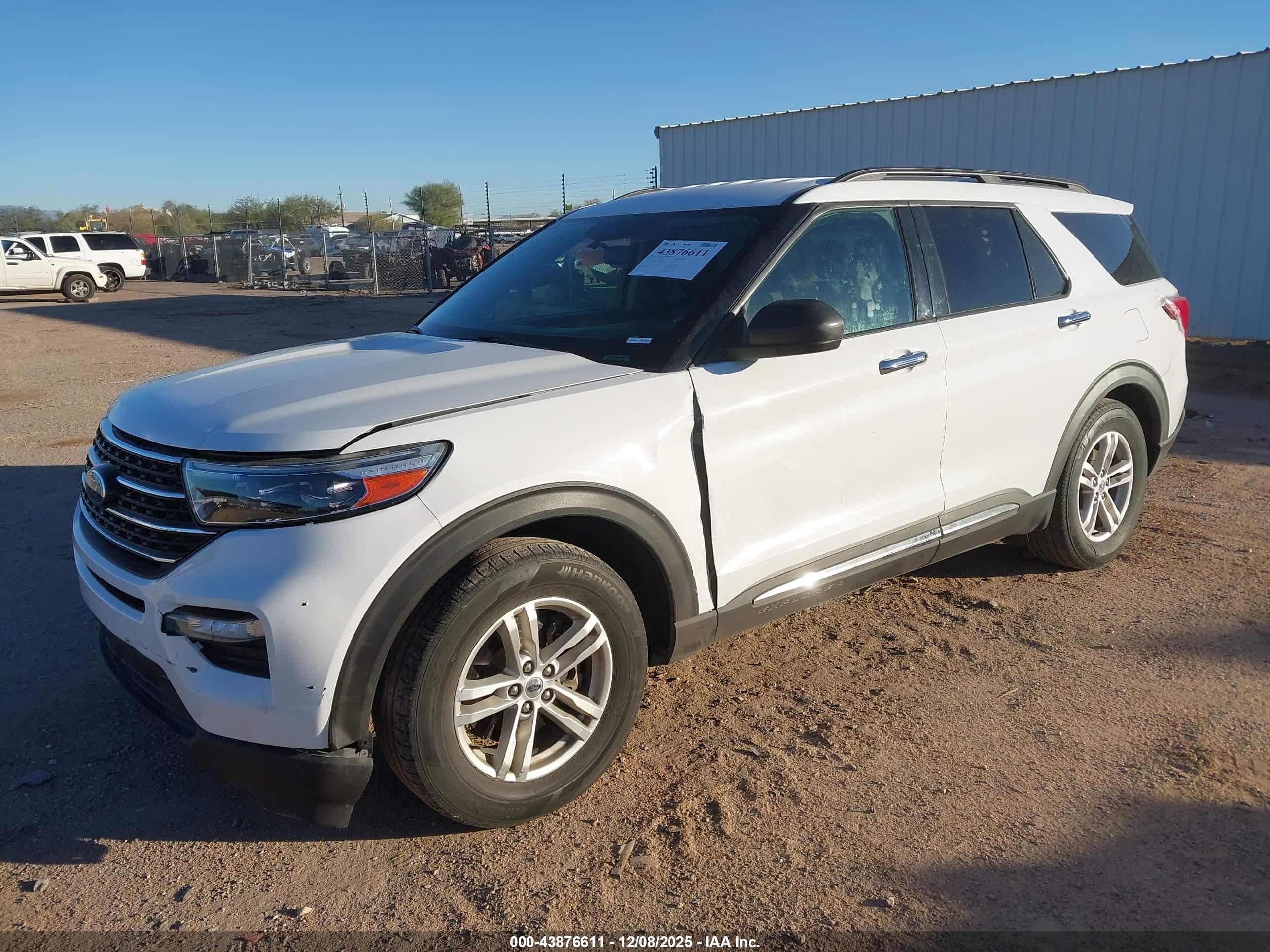 FORD EXPLORER image 2